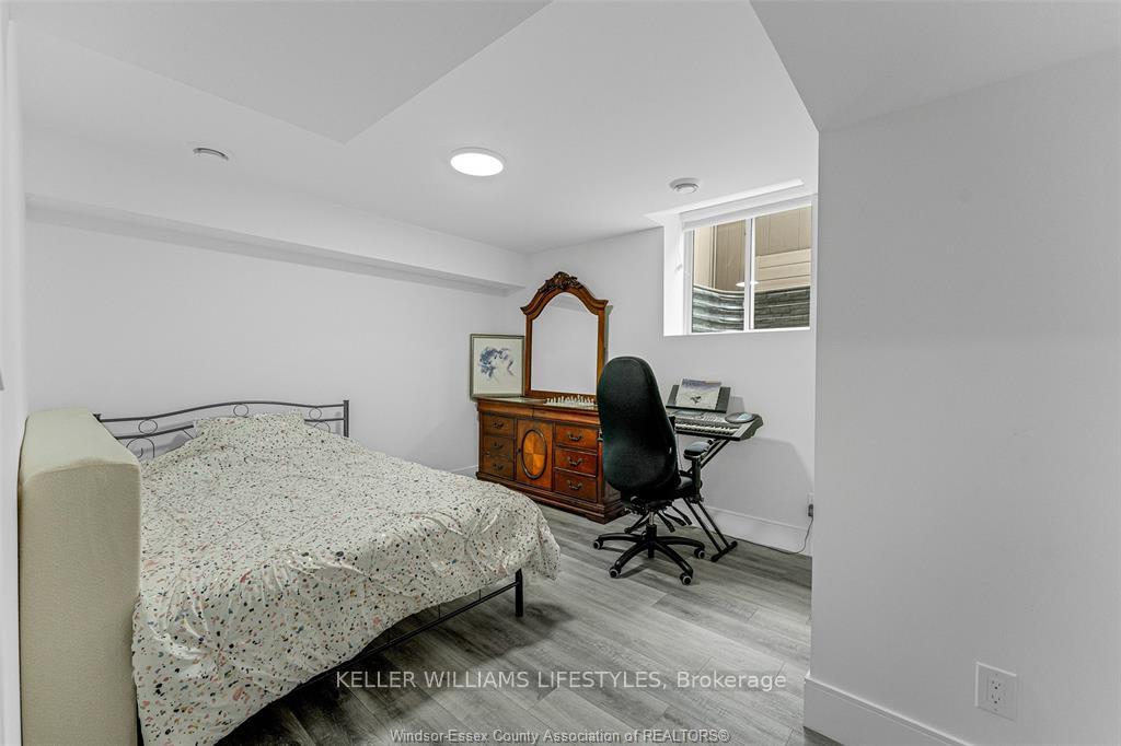 Photo 38 of 1780 Stanton Avenue S, LaSalle — HOMEH