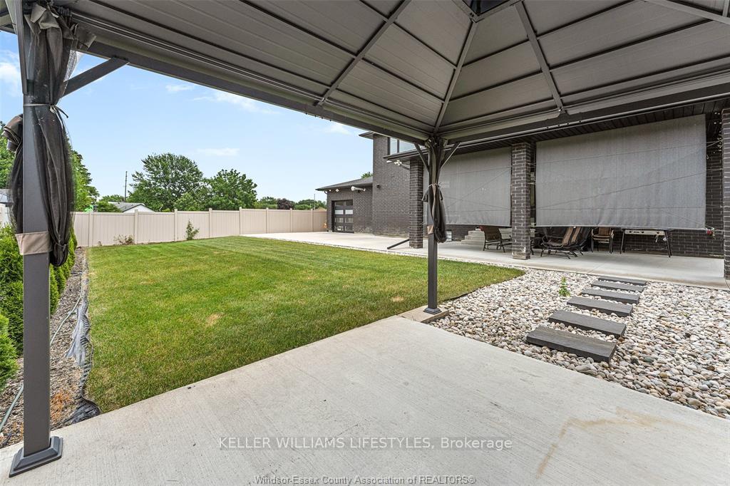 Photo 48 of 1780 Stanton Avenue S, LaSalle — HOMEH