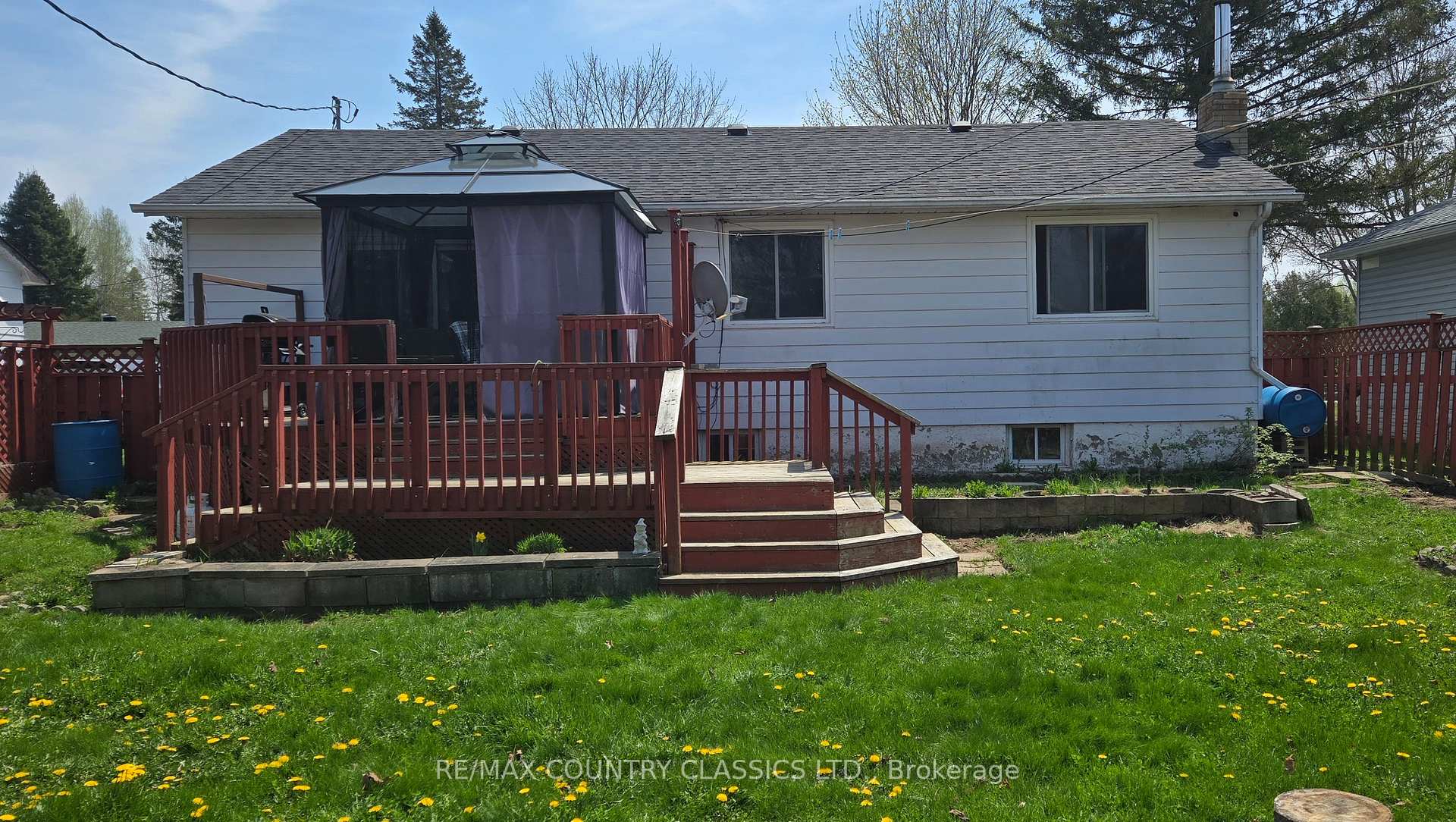 Photo 14 of 4 Hemlock Street, Highlands East, Bicroft Ward — HOMEH