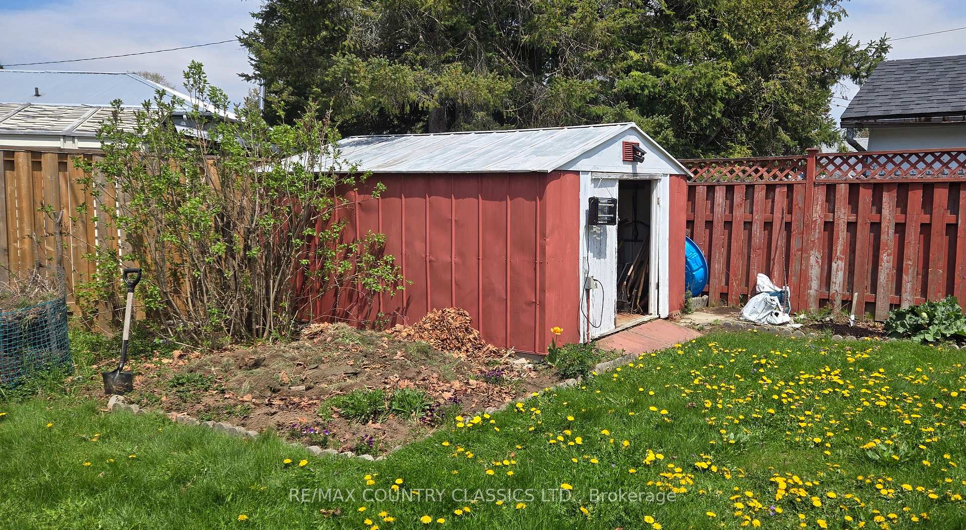 Photo 16 of 4 Hemlock Street, Highlands East, Bicroft Ward — HOMEH
