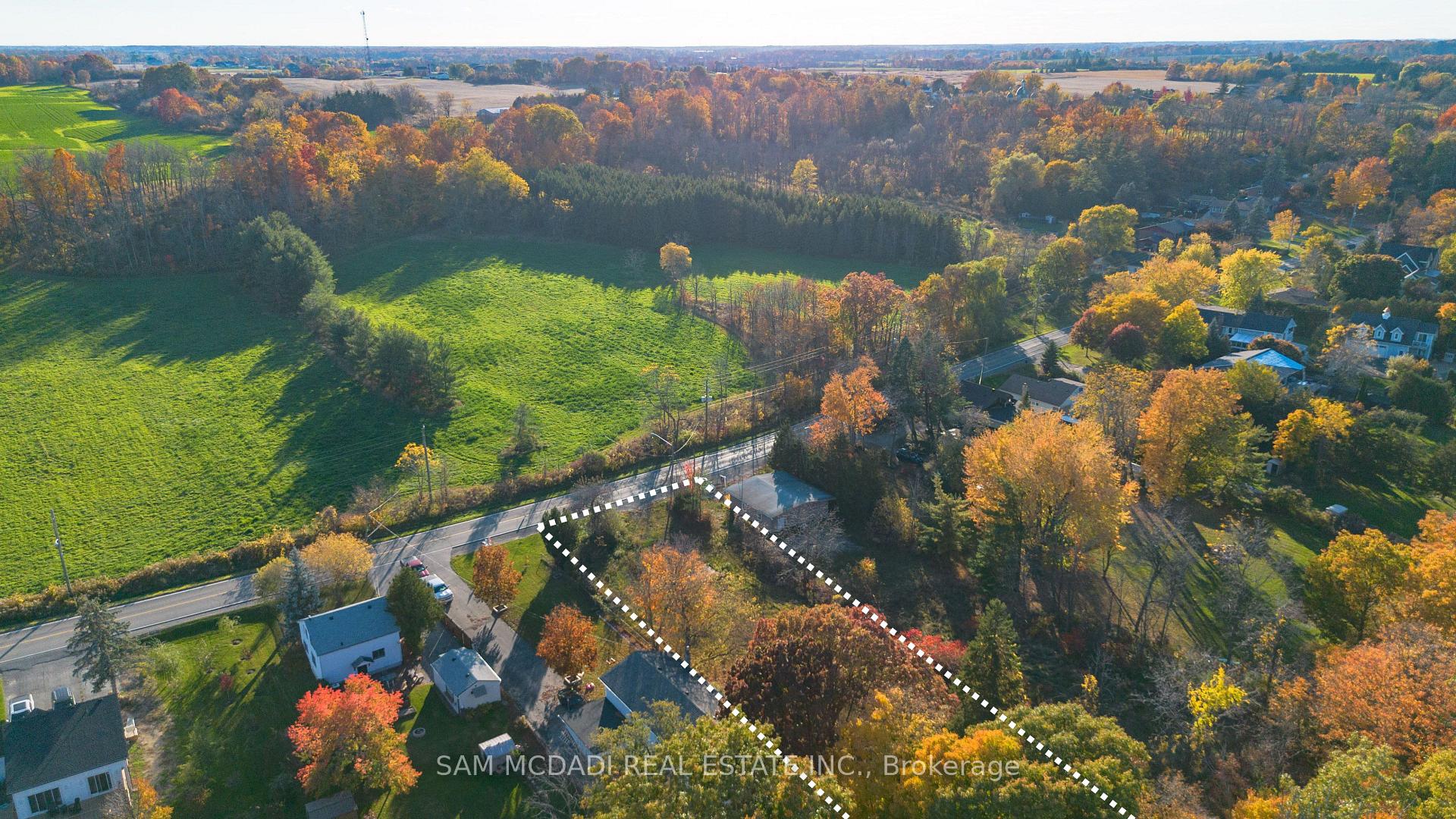 Photo 10 of 59 Ridge Road E, Grimsby, Grimsby Escarpment — HOMEH