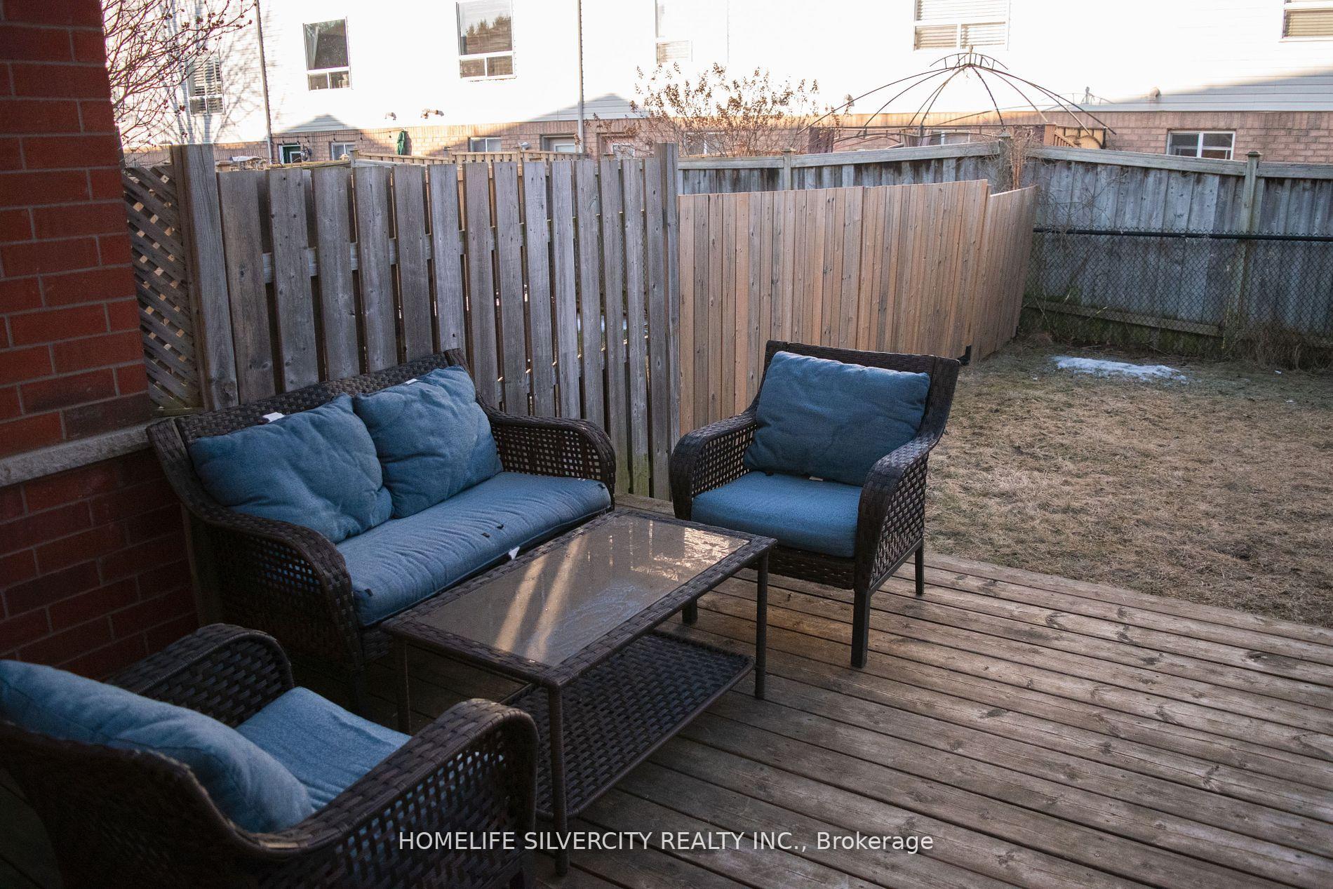 Photo 20 of 376 Sparrow Circle, Pickering, Highbush — HOMEH