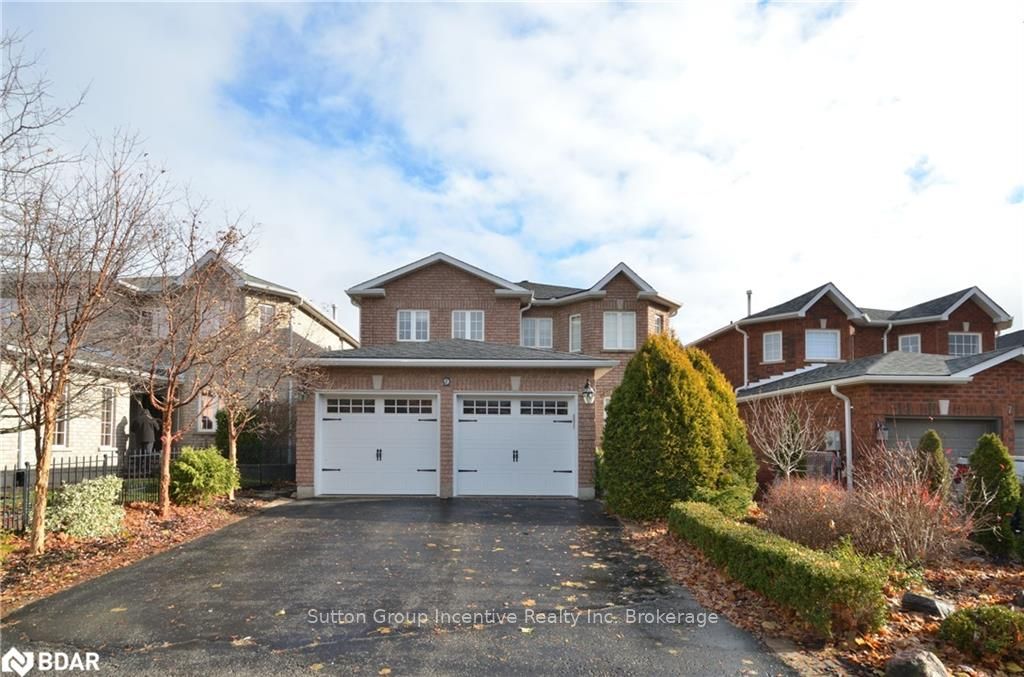 Photo 1 of Unit LOWER, 9 Brown Wood Drive, Barrie, Little Lake — HOMEH
