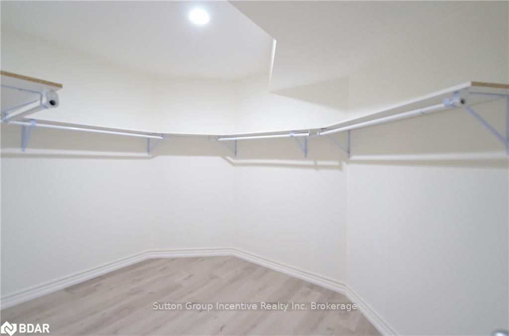 Photo 11 of Unit LOWER, 9 Brown Wood Drive, Barrie, Little Lake — HOMEH