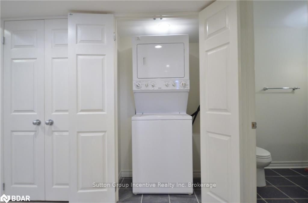 Photo 12 of Unit LOWER, 9 Brown Wood Drive, Barrie, Little Lake — HOMEH