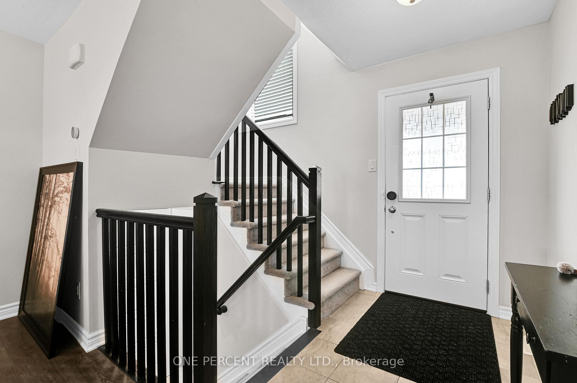 Photo 4 of 899 Fameflower Street, Ottawa, Barrhaven - Half Moon Bay — HOMEH
