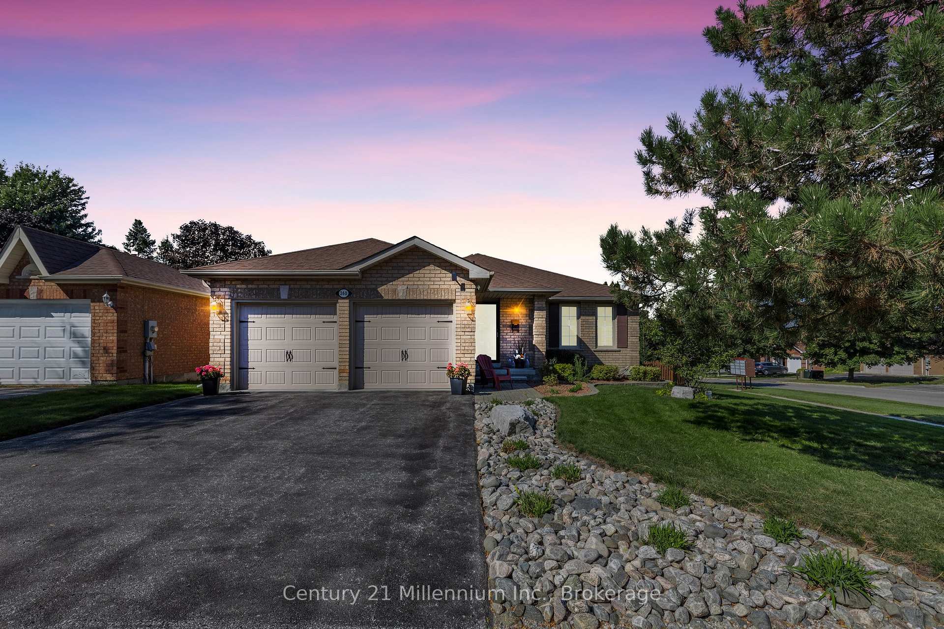 Photo 1 of 360 Cundles Road W, Barrie, Northwest — HOMEH