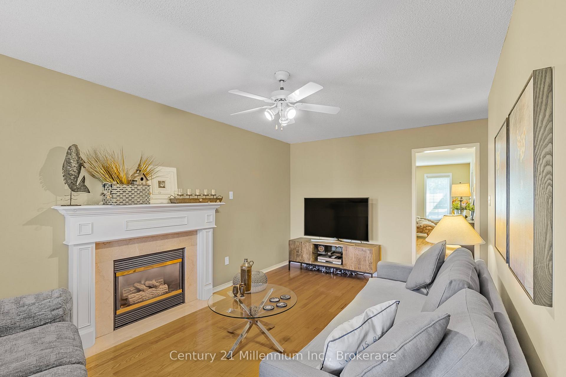 Photo 11 of 360 Cundles Road W, Barrie, Northwest — HOMEH