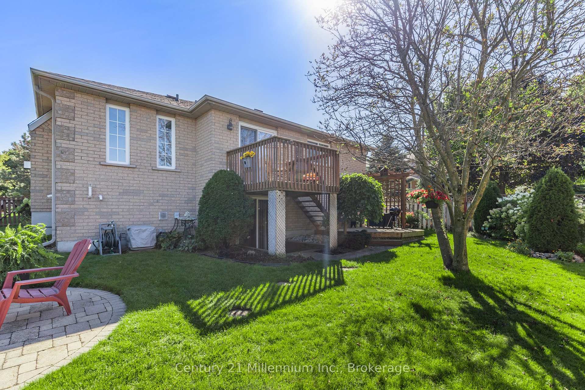 Photo 32 of 360 Cundles Road W, Barrie, Northwest — HOMEH