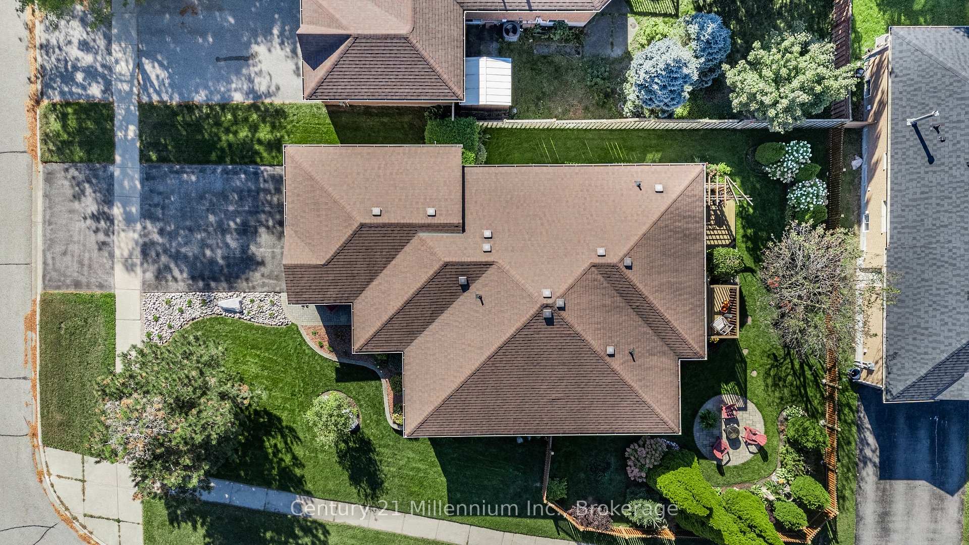 Photo 35 of 360 Cundles Road W, Barrie, Northwest — HOMEH