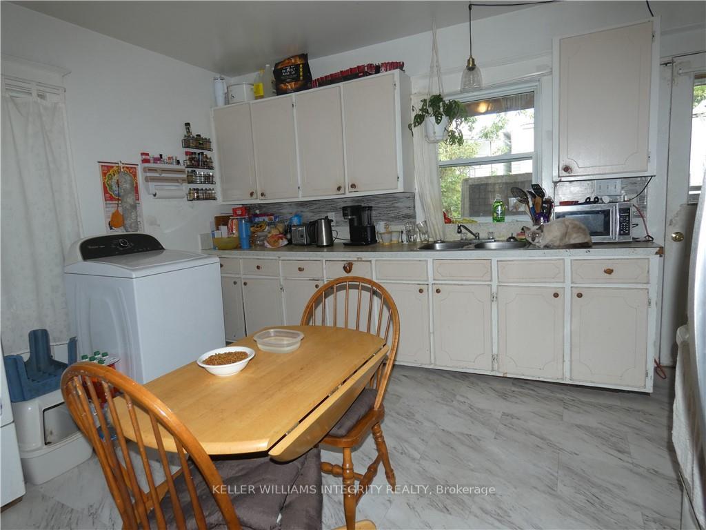 Photo 3 of 217-219 Belmont Street, Cornwall — HOMEH