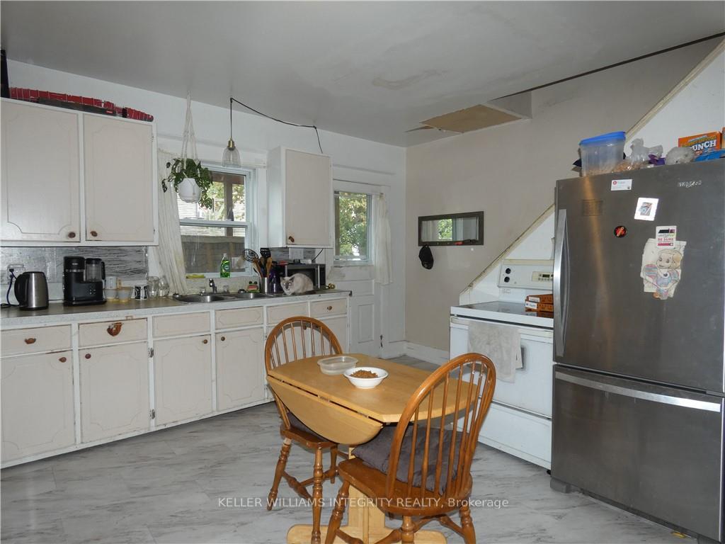Photo 4 of 217-219 Belmont Street, Cornwall — HOMEH