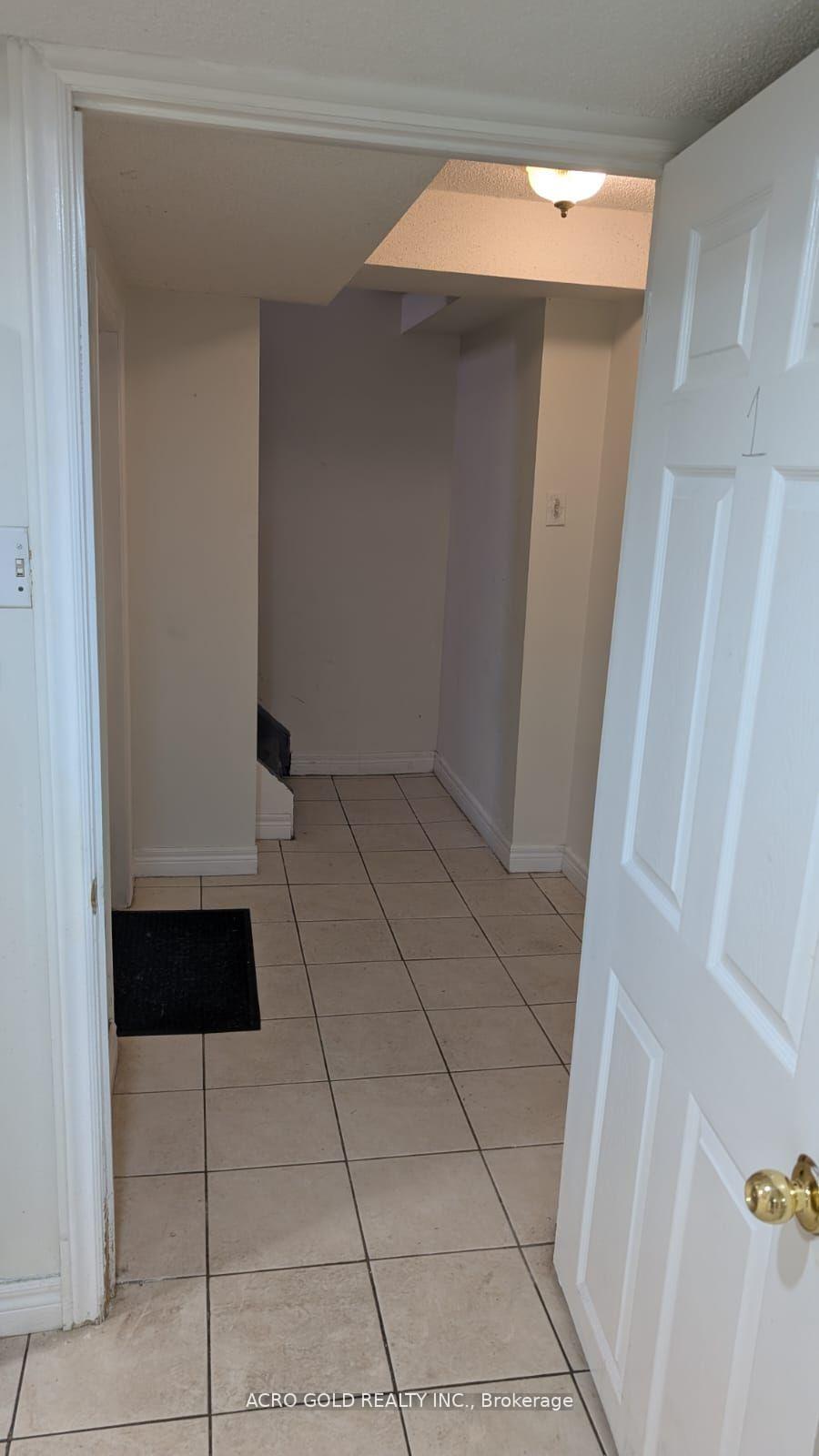 Photo 2 of Unit 1, 100 Major William Sharpe Drive W, Brampton, Northwood Park — HOMEH