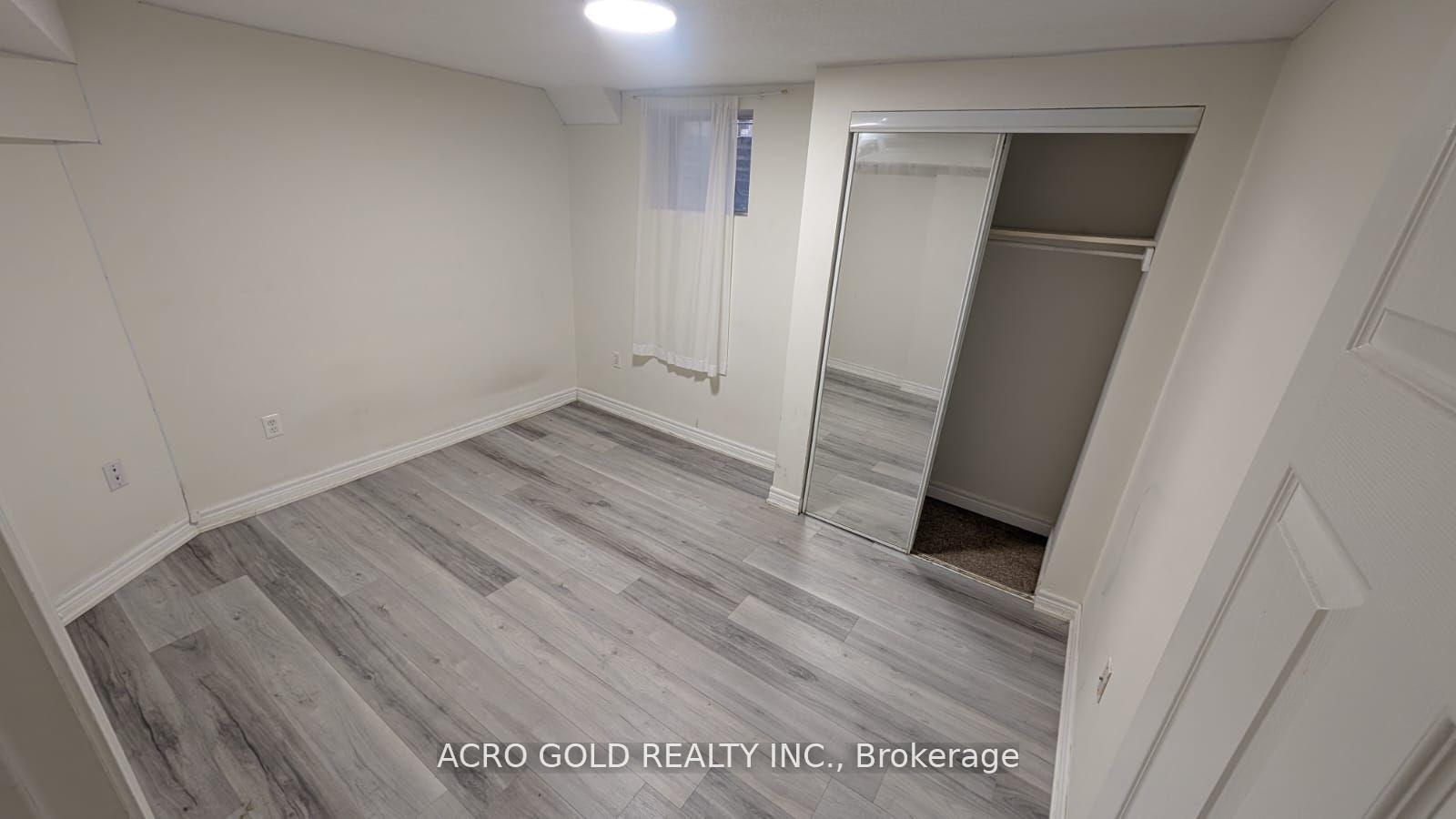 Photo 8 of Unit 1, 100 Major William Sharpe Drive W, Brampton, Northwood Park — HOMEH