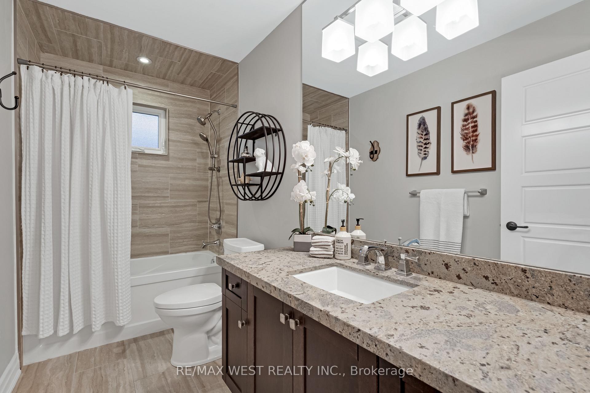 Photo 18 of 29 Sir Lancelot Court, Caledon, Bolton East — HOMEH