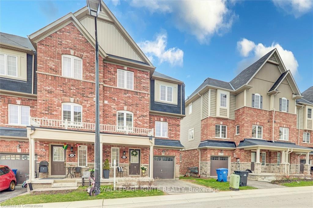Photo 3 of Unit 51, 88 Decorso Drive, Guelph, Kortright East — HOMEH