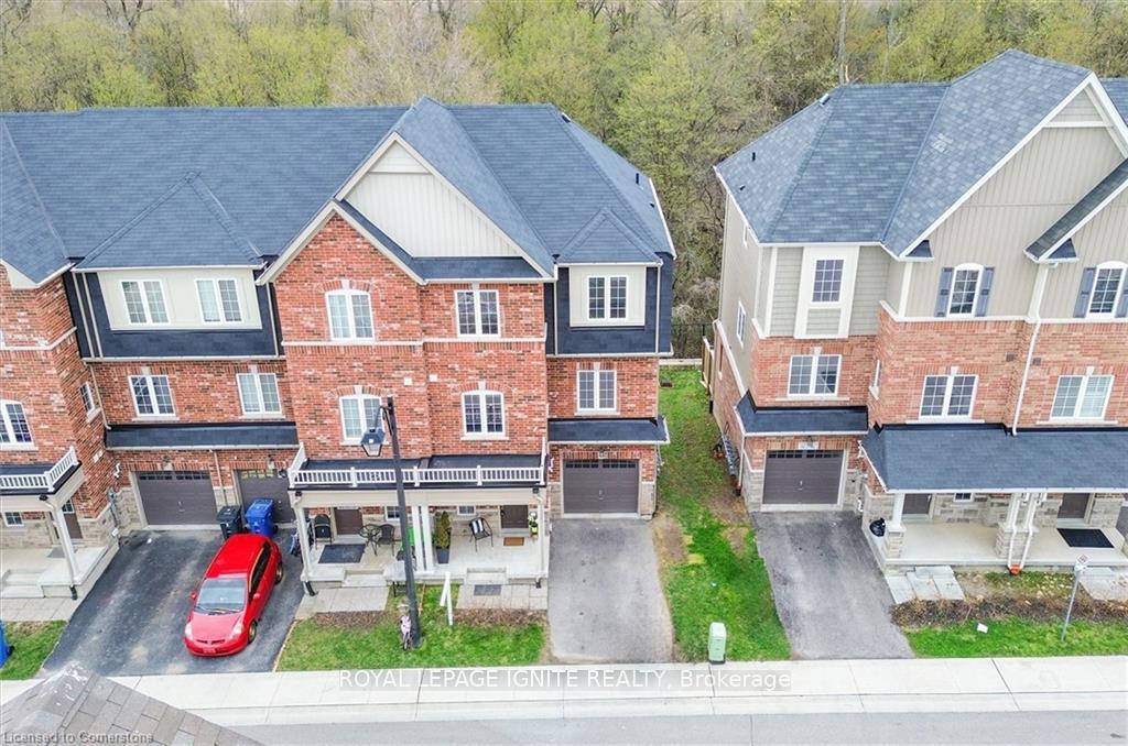 Photo 5 of Unit 51, 88 Decorso Drive, Guelph, Kortright East — HOMEH