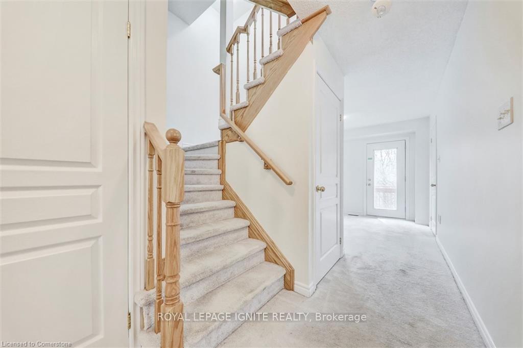 Photo 11 of Unit 51, 88 Decorso Drive, Guelph, Kortright East — HOMEH