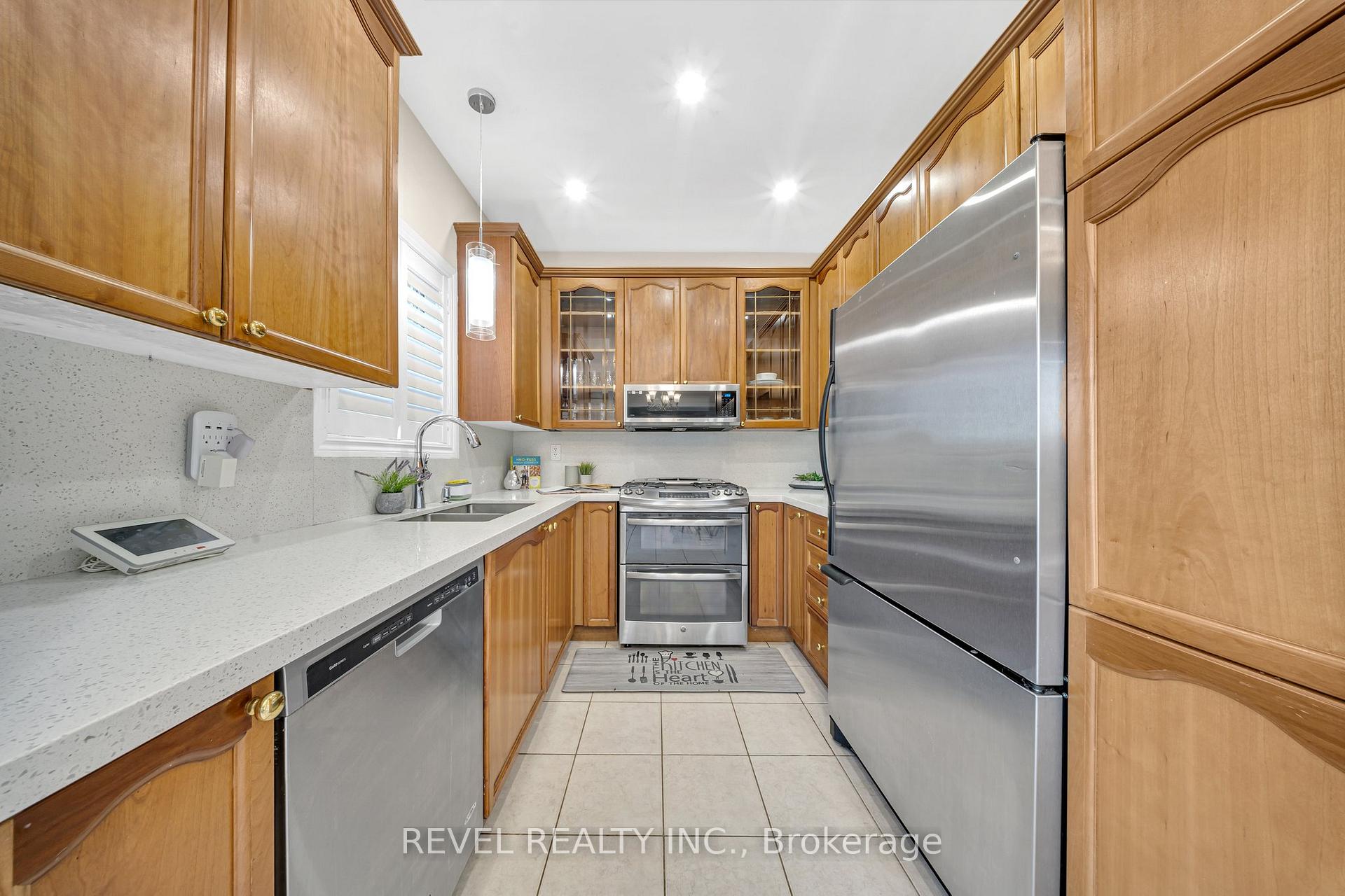 Photo 7 of 460 Father Tobin Road, Brampton, Sandringham-Wellington — HOMEH