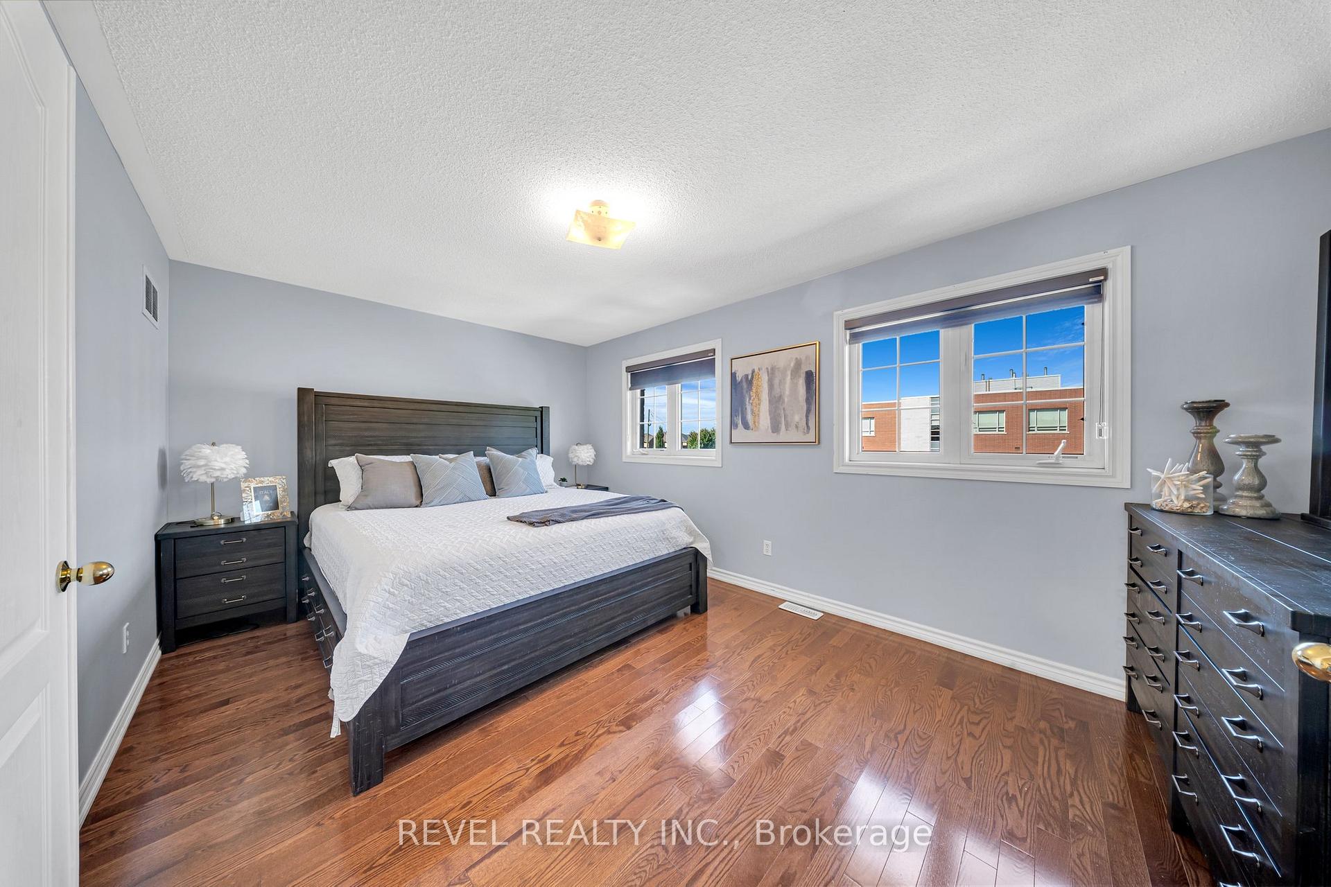 Photo 8 of 460 Father Tobin Road, Brampton, Sandringham-Wellington — HOMEH
