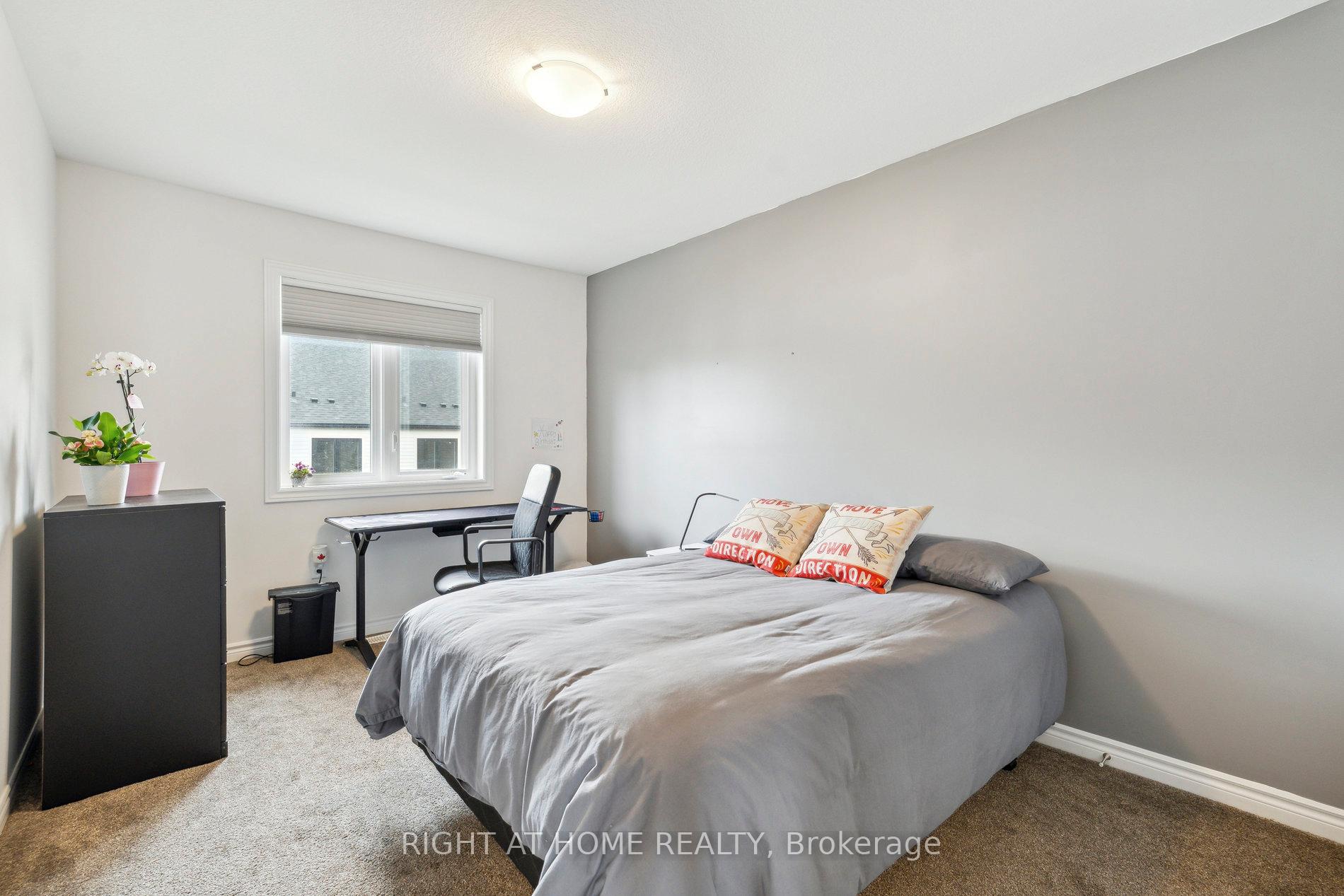Photo 40 of 4025 Crown Street, Lincoln, Beamsville — HOMEH