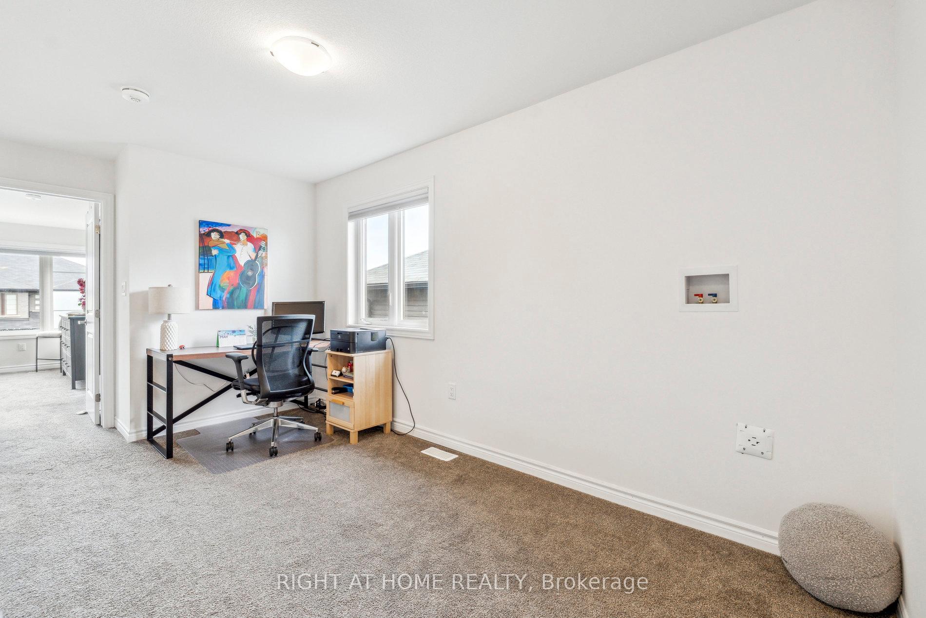 Photo 34 of 4025 Crown Street, Lincoln, Beamsville — HOMEH