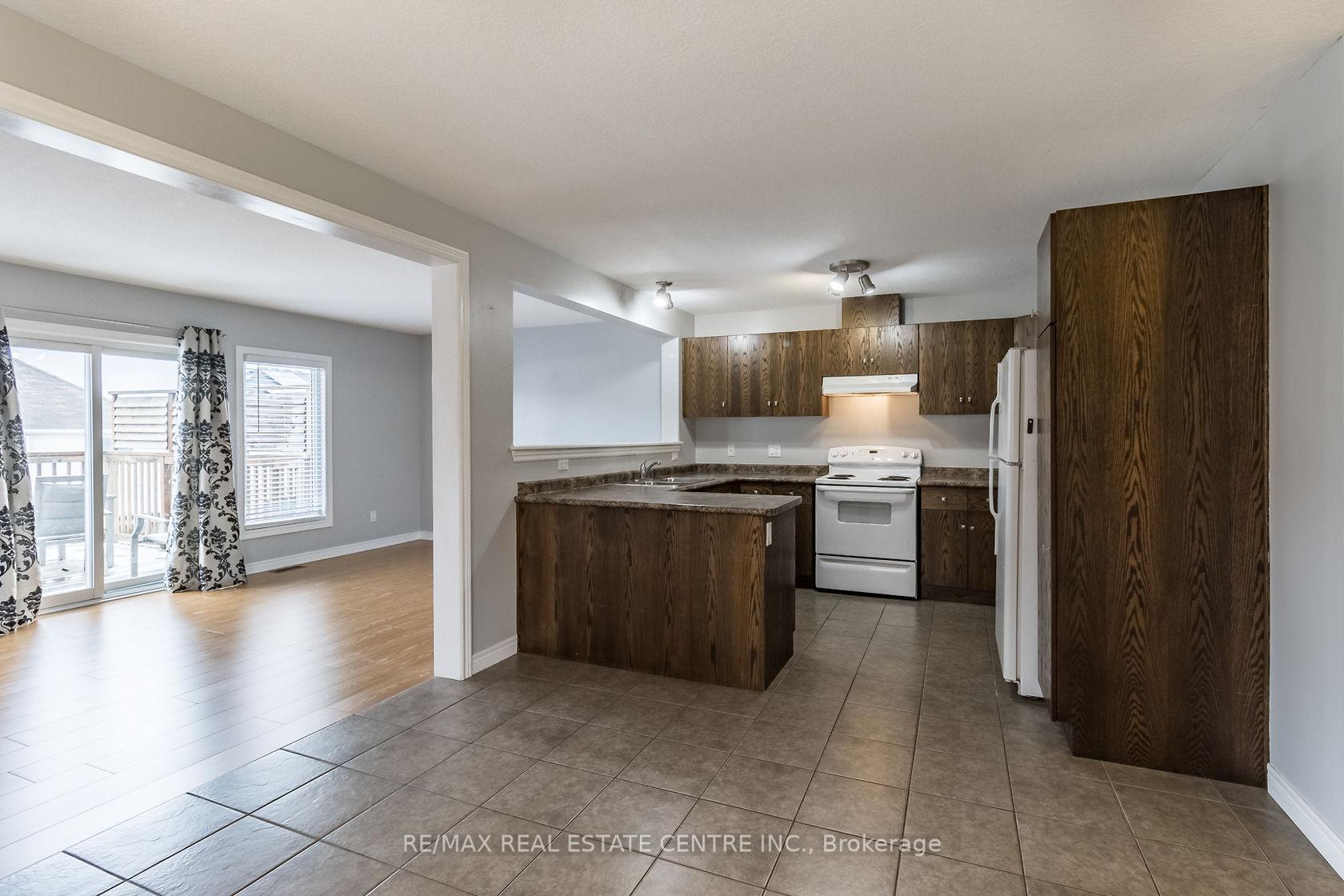 Photo 8 of 27 Dougall Street, Guelph, Grange Road — HOMEH