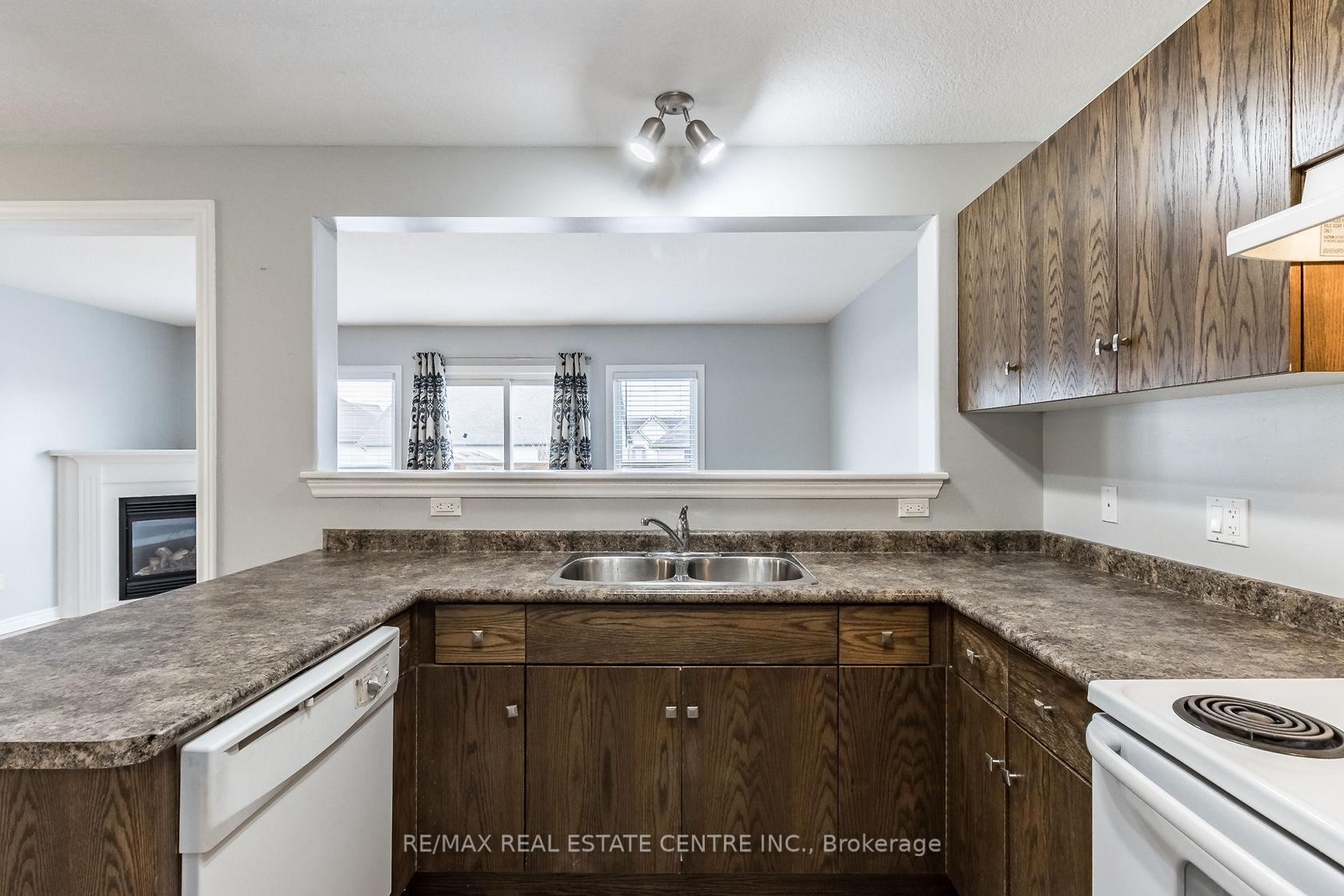 Photo 10 of 27 Dougall Street, Guelph, Grange Road — HOMEH