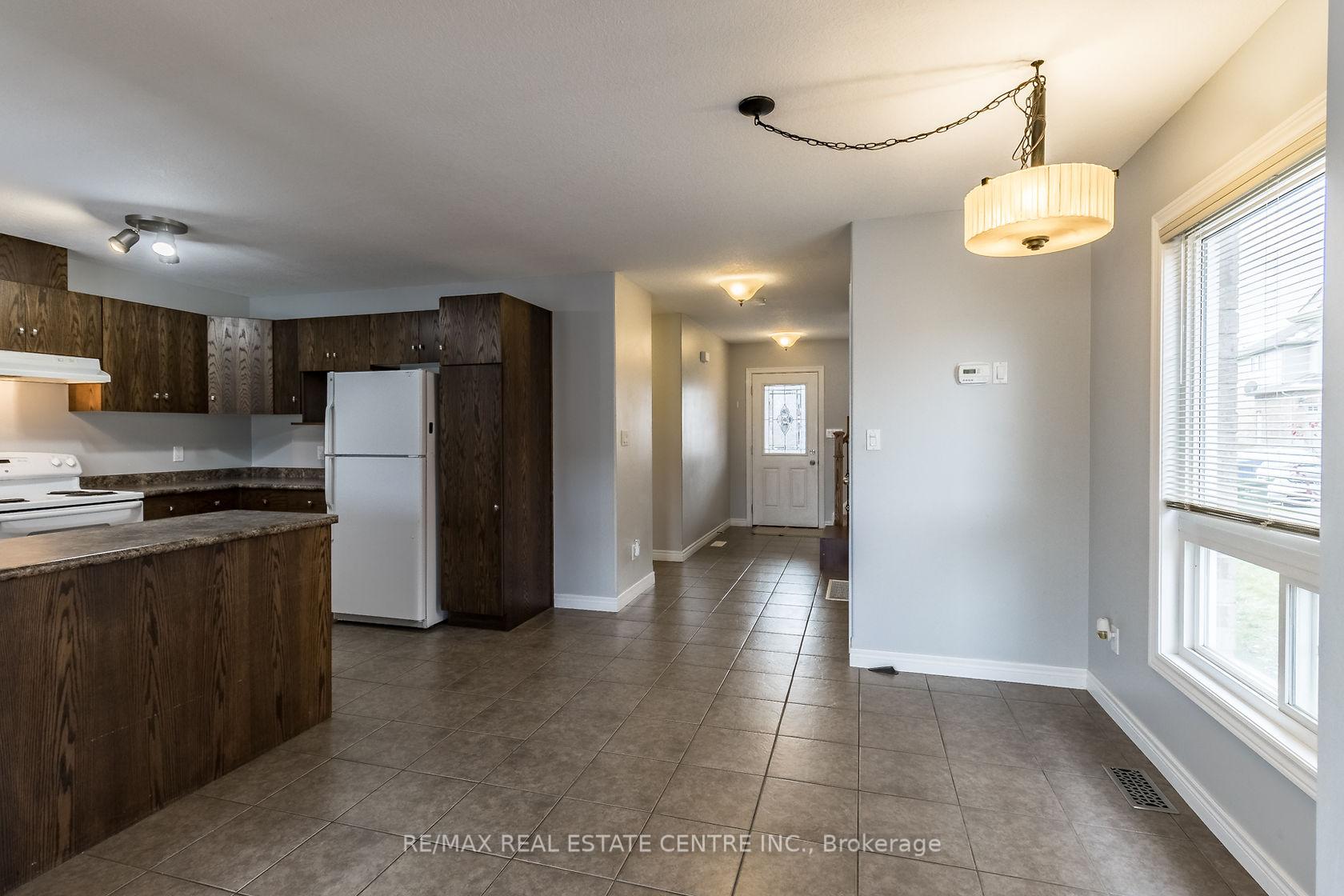 Photo 11 of 27 Dougall Street, Guelph, Grange Road — HOMEH