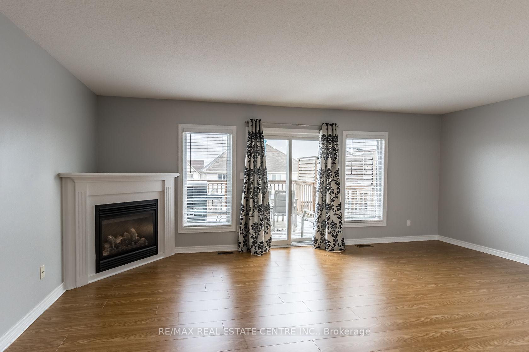 Photo 13 of 27 Dougall Street, Guelph, Grange Road — HOMEH