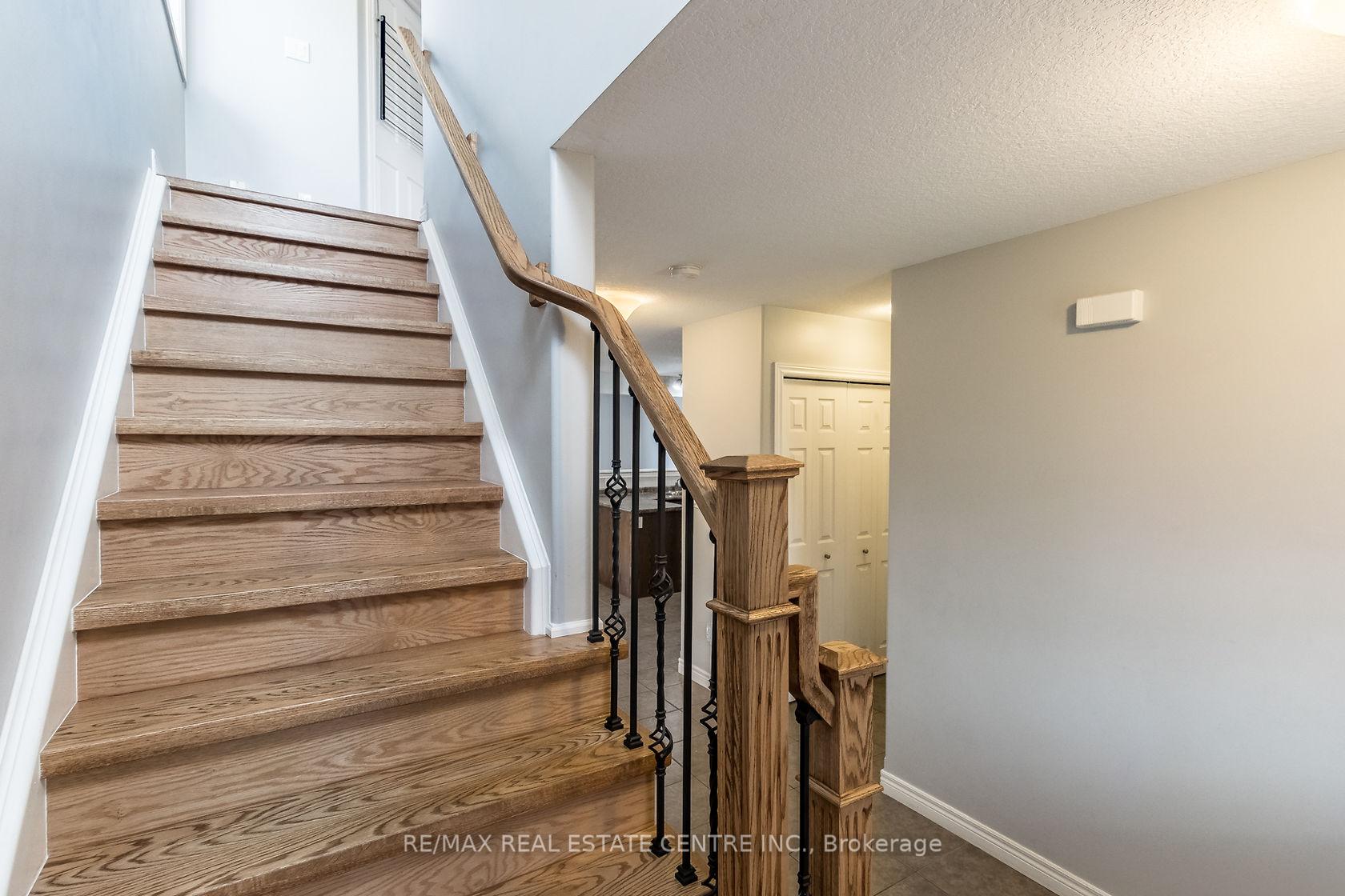 Photo 20 of 27 Dougall Street, Guelph, Grange Road — HOMEH