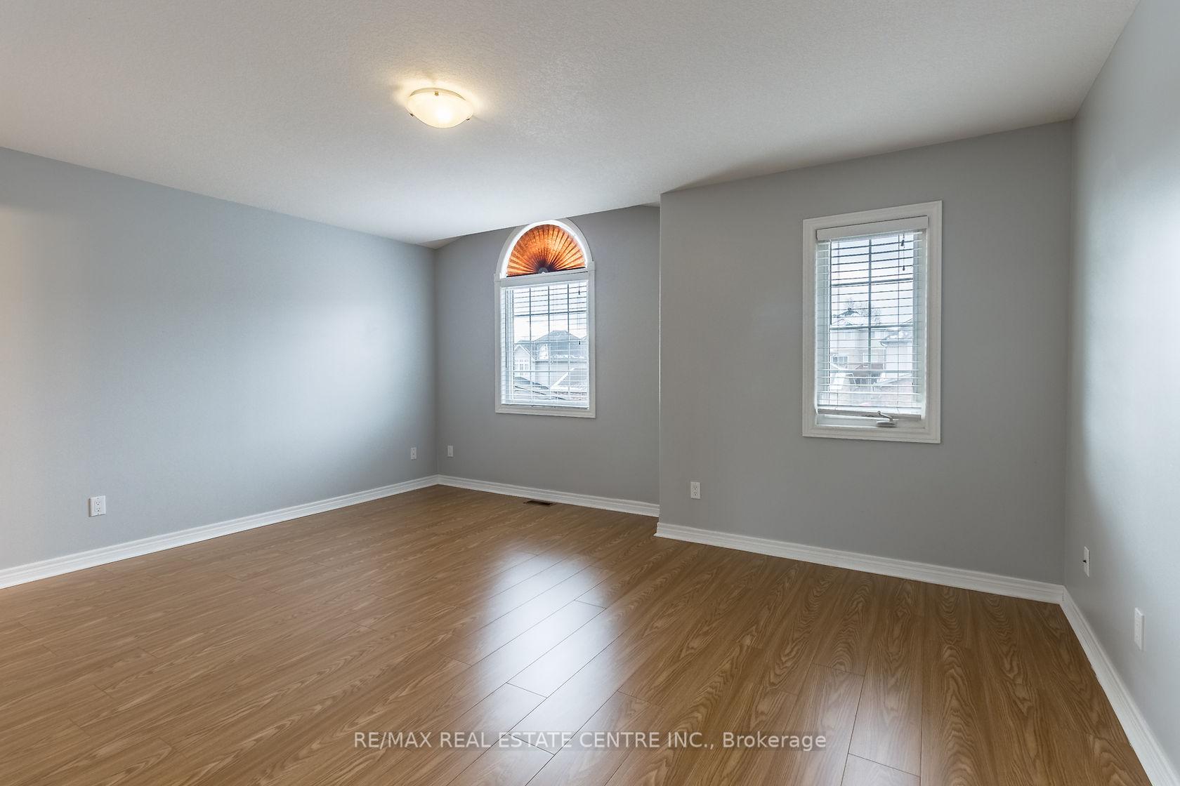 Photo 23 of 27 Dougall Street, Guelph, Grange Road — HOMEH