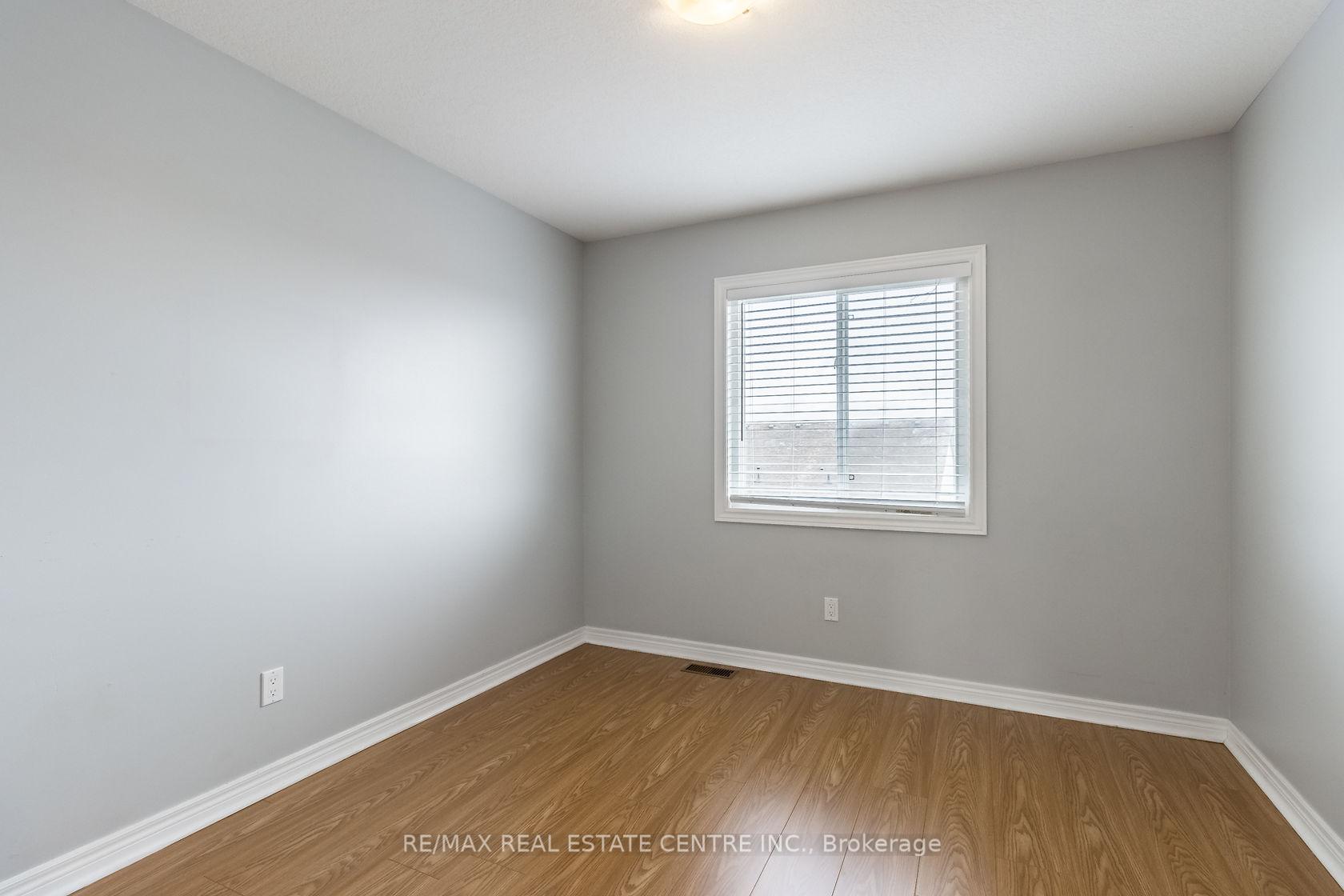 Photo 28 of 27 Dougall Street, Guelph, Grange Road — HOMEH