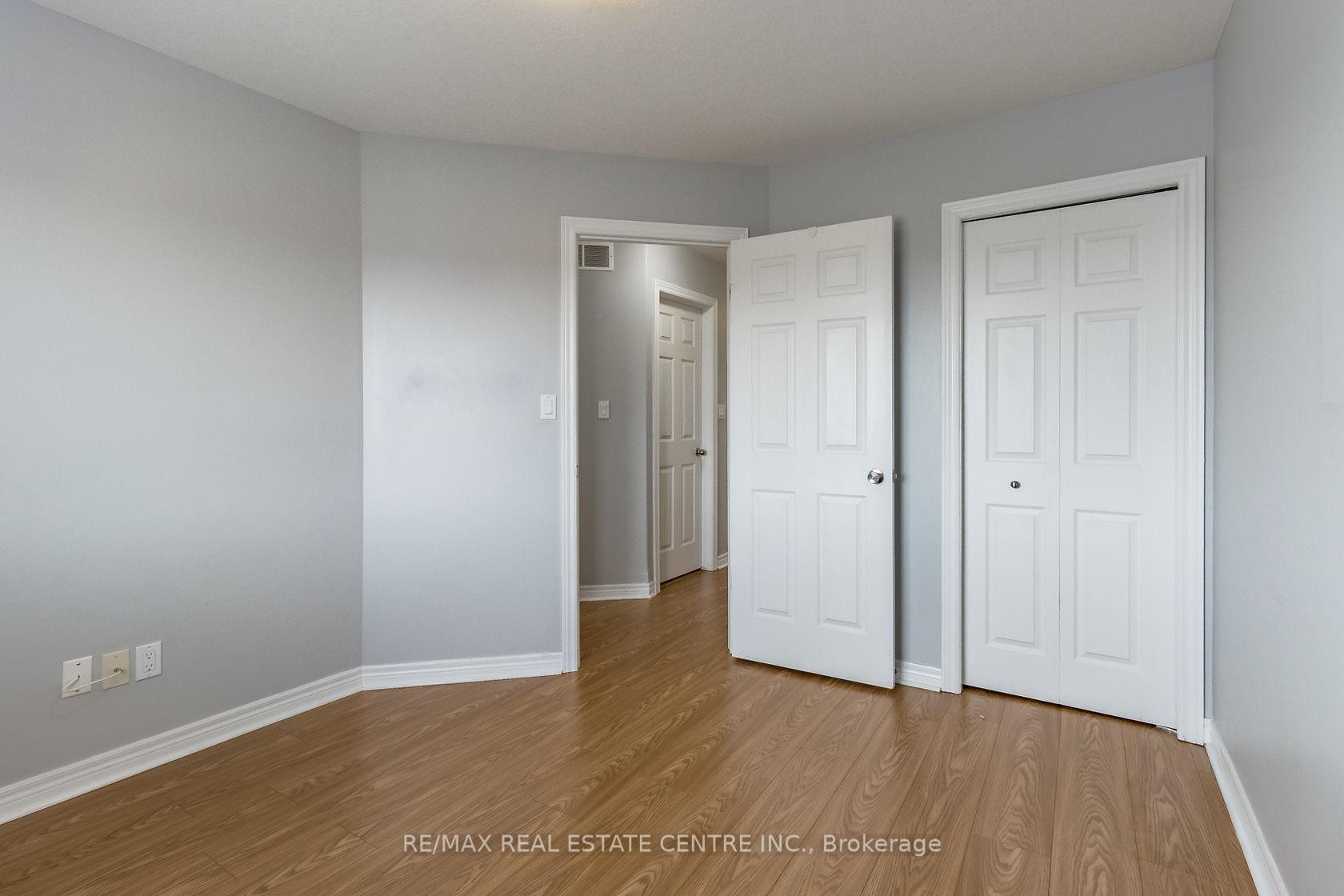 Photo 29 of 27 Dougall Street, Guelph, Grange Road — HOMEH