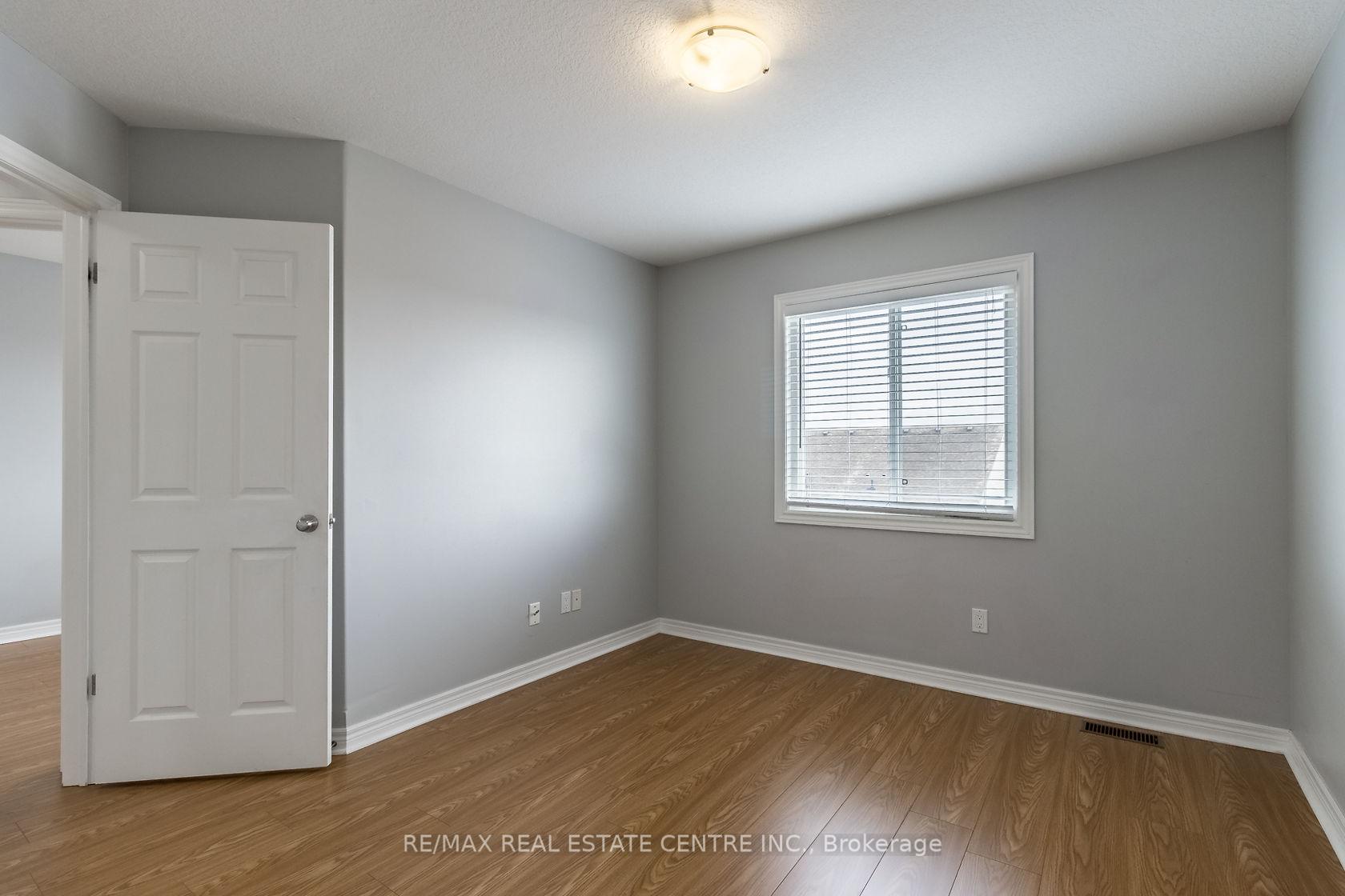 Photo 31 of 27 Dougall Street, Guelph, Grange Road — HOMEH