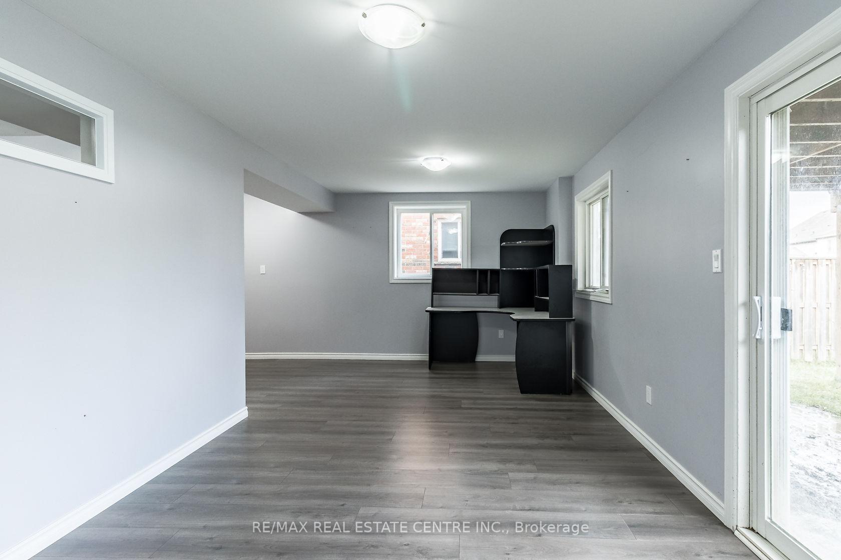 Photo 39 of 27 Dougall Street, Guelph, Grange Road — HOMEH