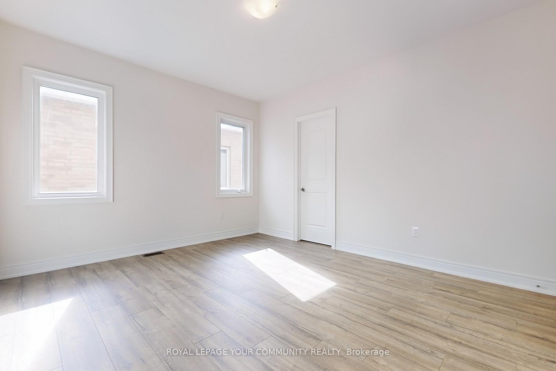 Photo 7 of 68 Bud Leggett Crescent, Georgina, Keswick South — HOMEH