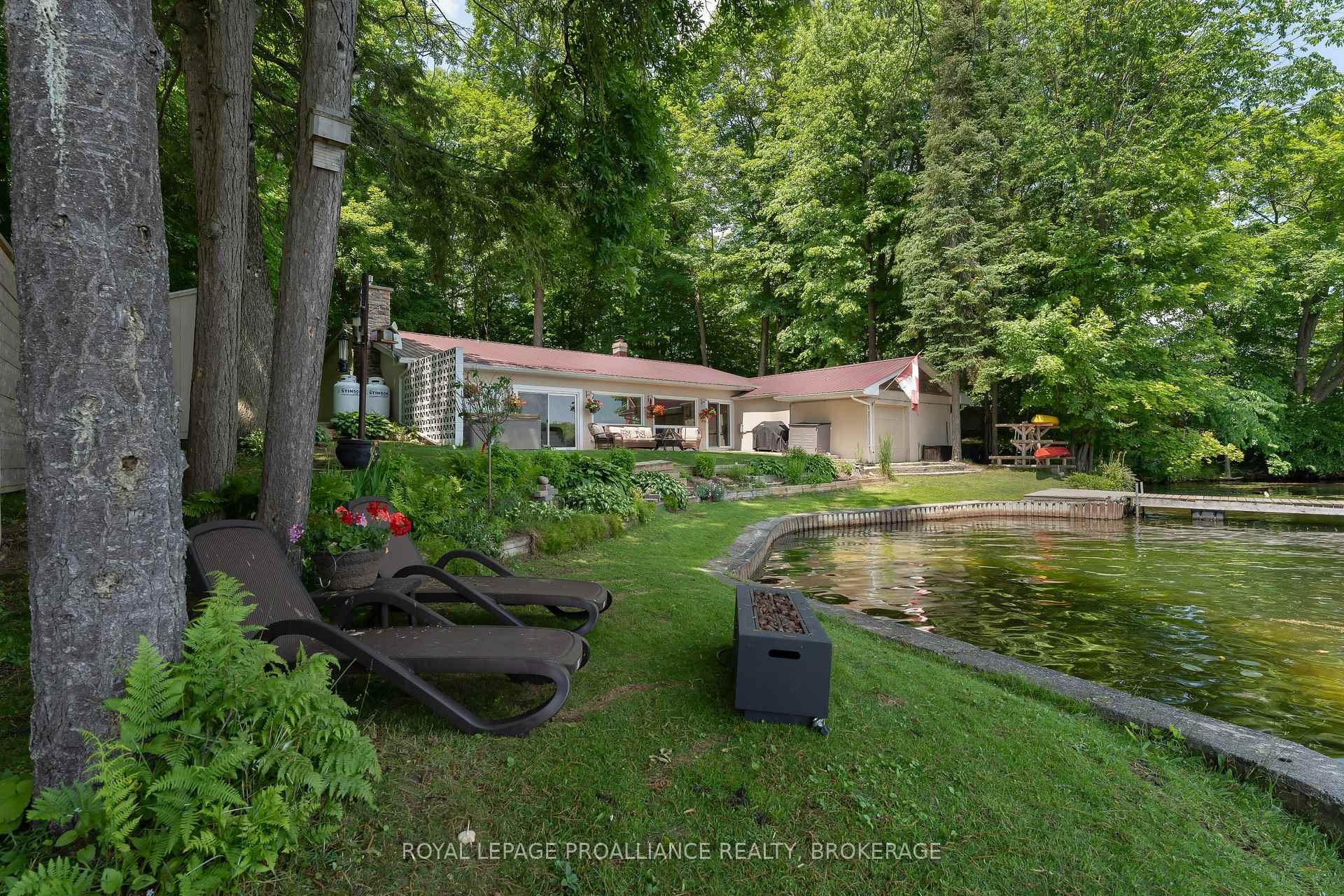 Photo 1 of 4268 Melody Lodge Lane, Frontenac, Frontenac South — HOMEH