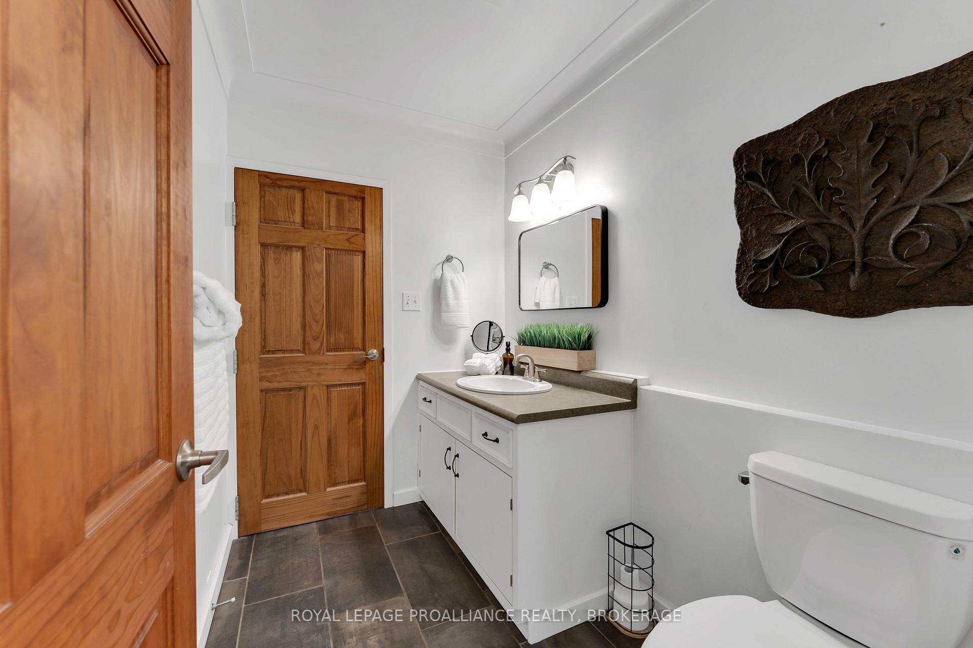 Photo 27 of 4268 Melody Lodge Lane, Frontenac, Frontenac South — HOMEH