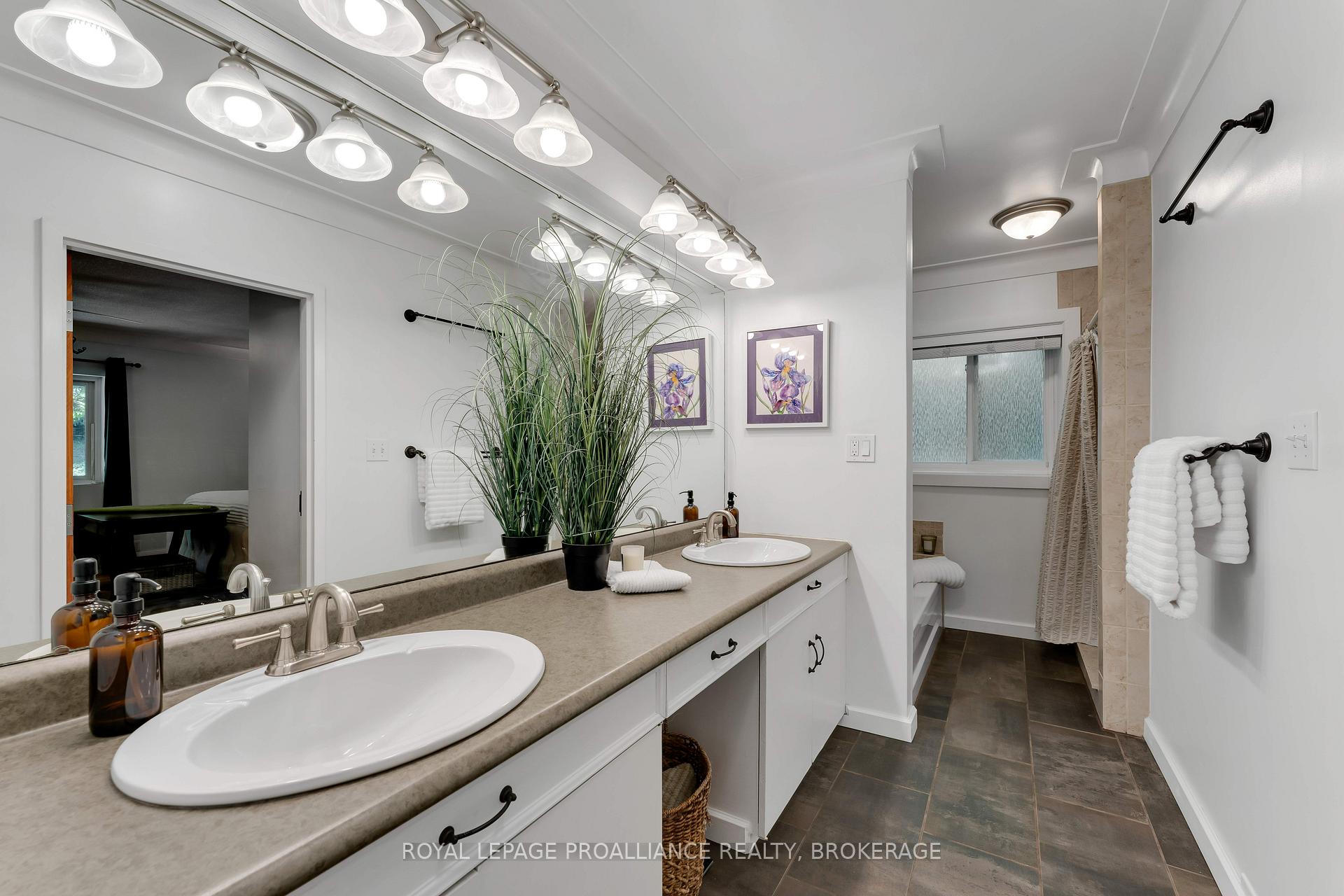 Photo 28 of 4268 Melody Lodge Lane, Frontenac, Frontenac South — HOMEH