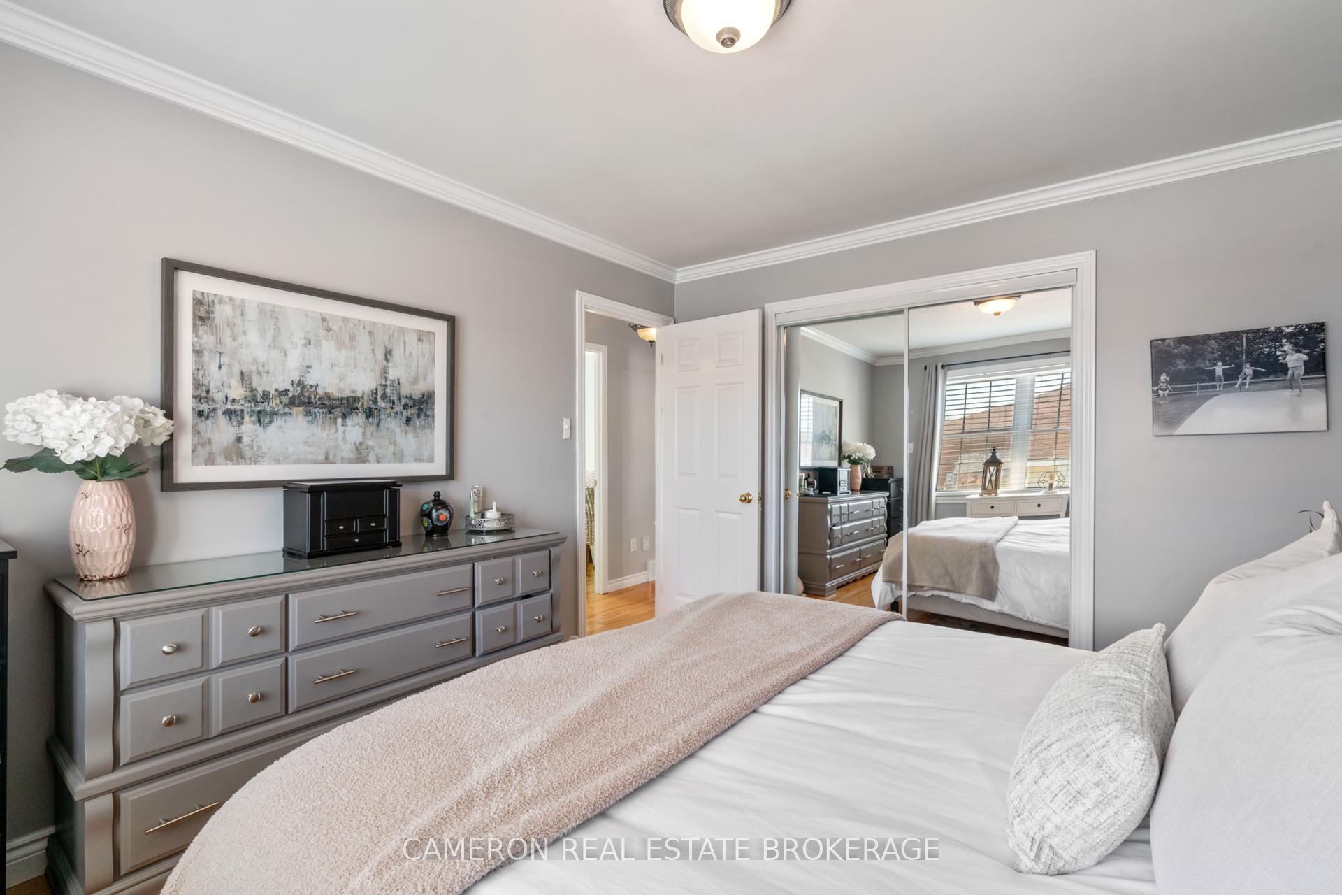 Photo 11 of 706 Hamilton Crescent, Cornwall — HOMEH