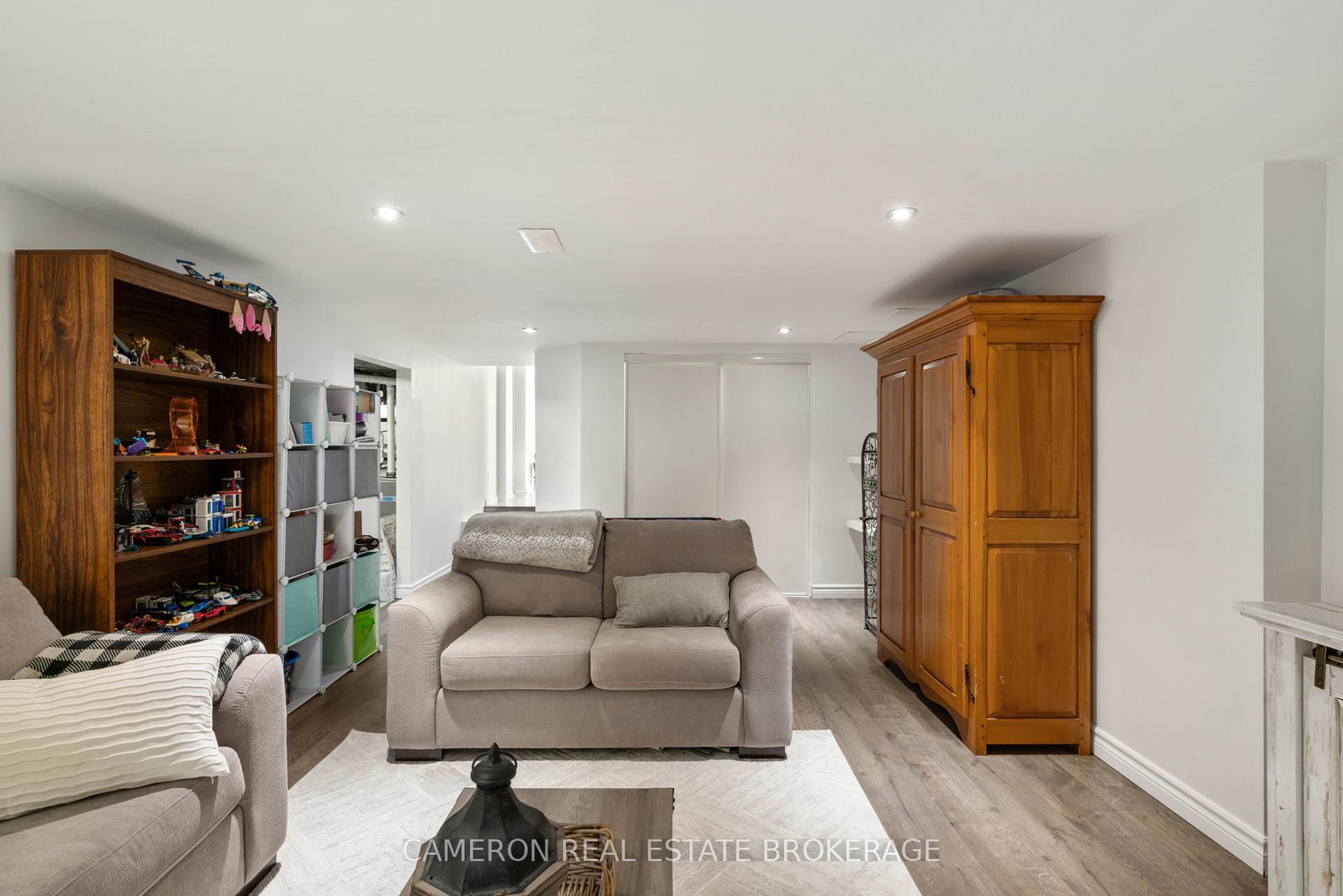 Photo 23 of 706 Hamilton Crescent, Cornwall — HOMEH
