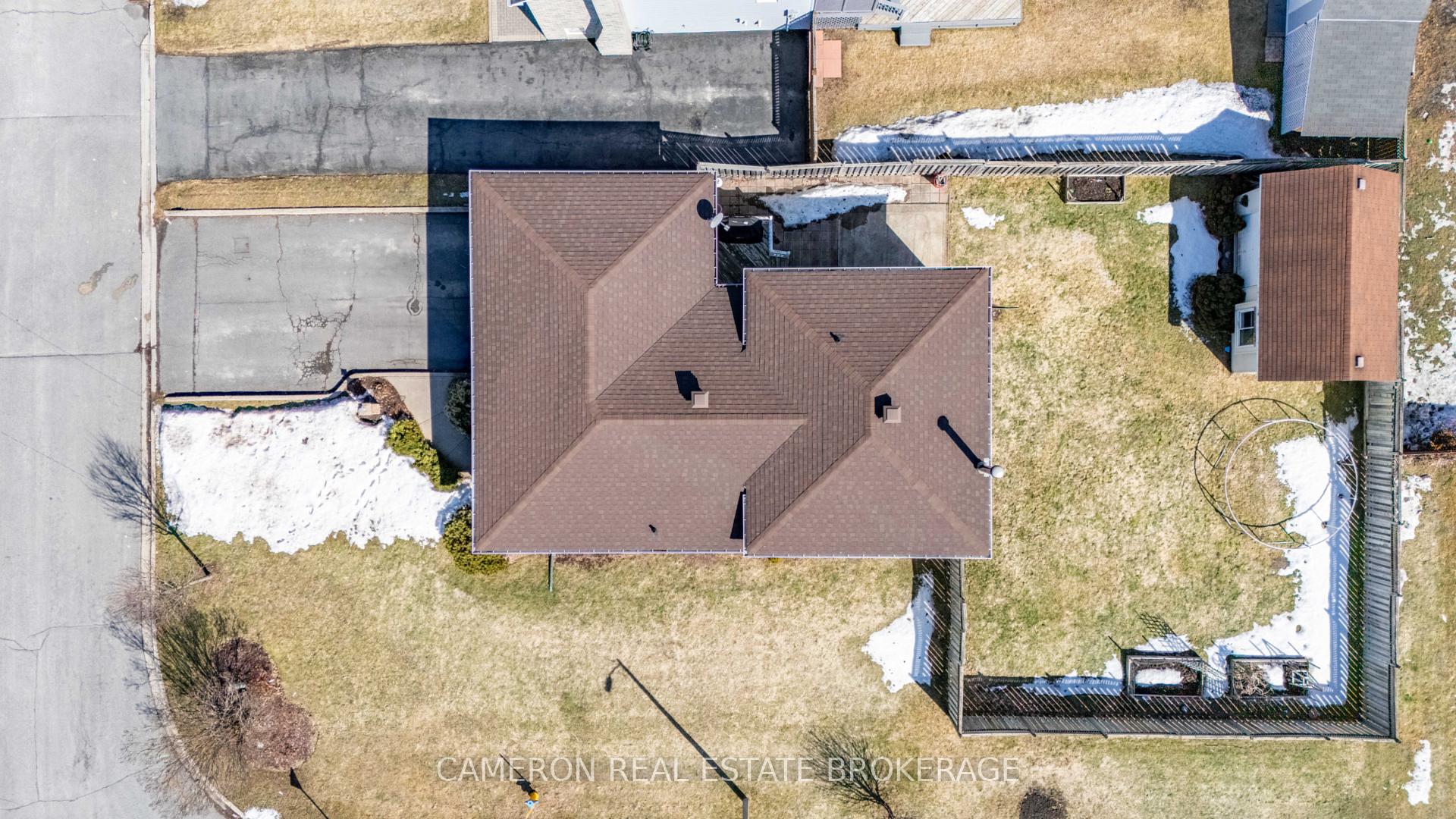 Photo 37 of 706 Hamilton Crescent, Cornwall — HOMEH