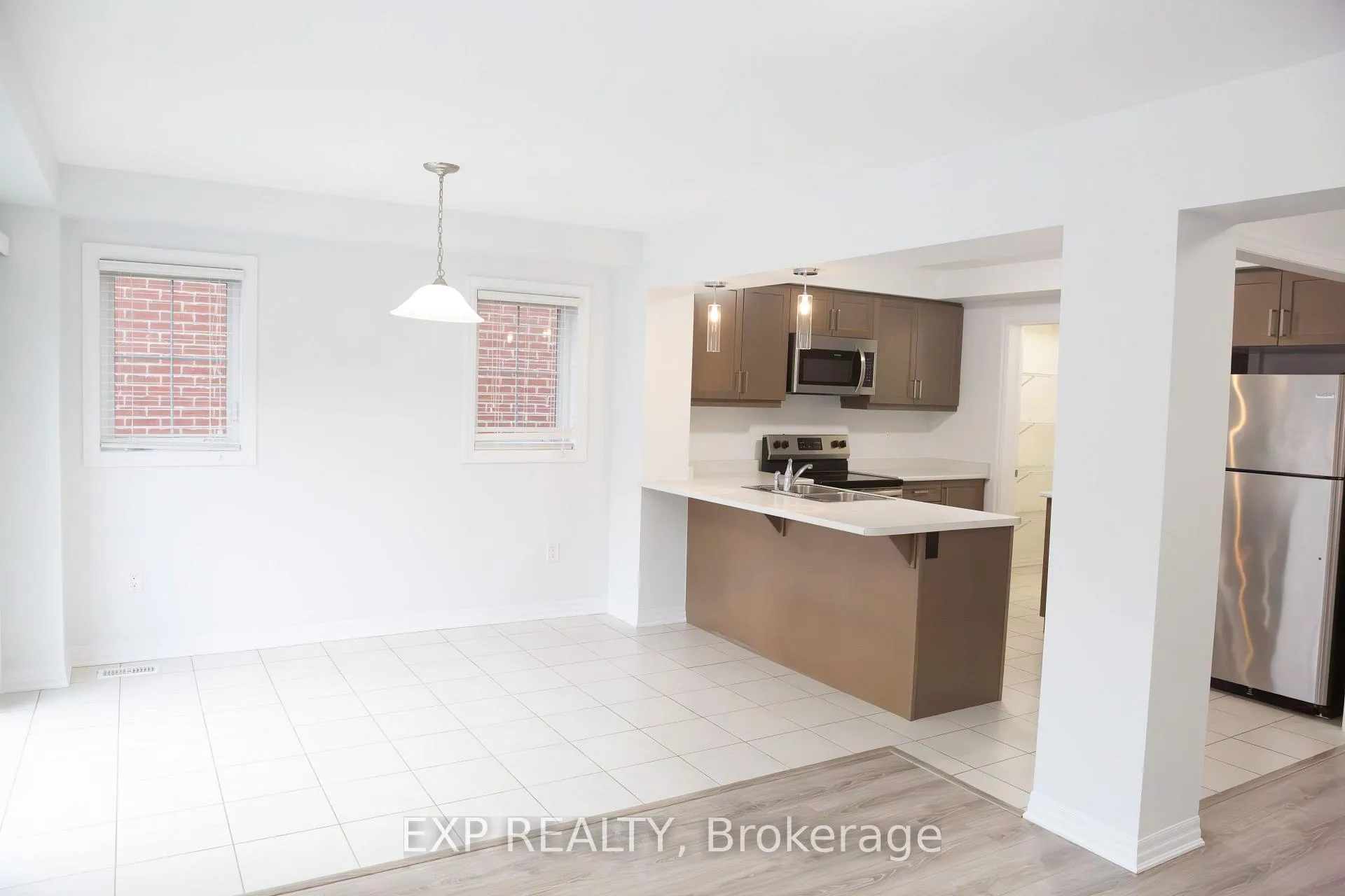 Photo 10 of Unit 17, 230 Avonsyde Boulevard, Hamilton, Waterdown — HOMEH