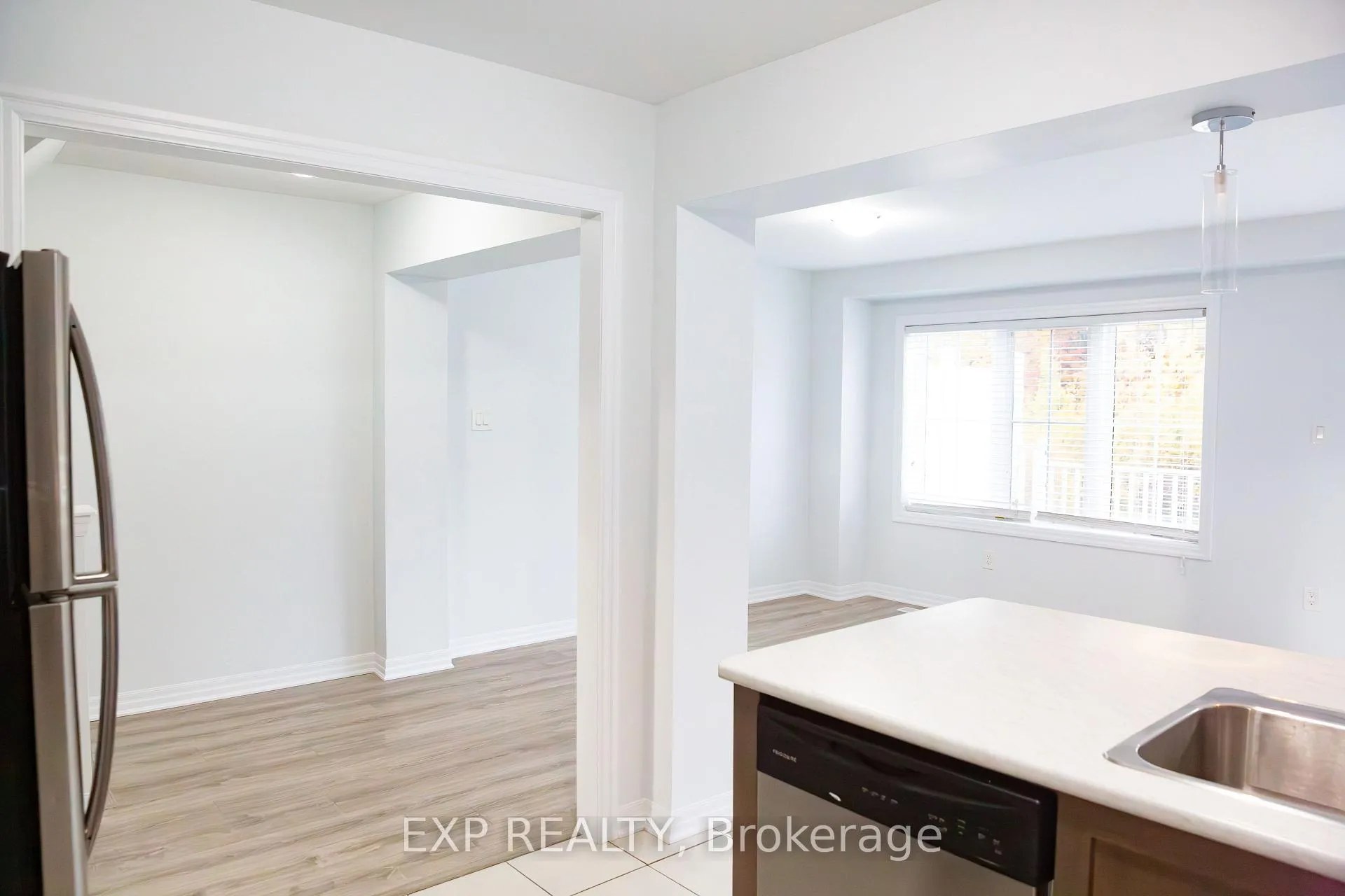 Photo 13 of Unit 17, 230 Avonsyde Boulevard, Hamilton, Waterdown — HOMEH
