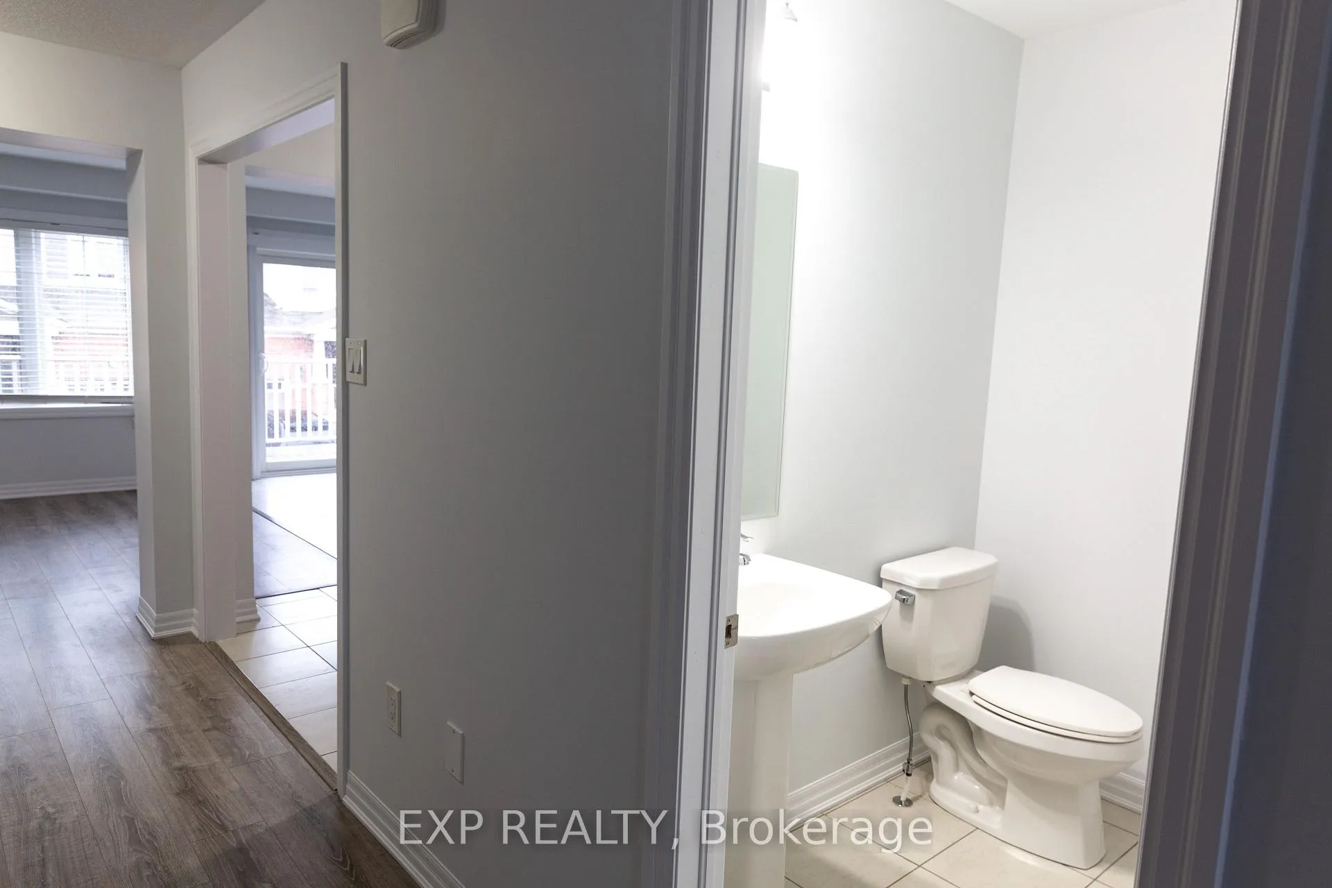 Photo 14 of Unit 17, 230 Avonsyde Boulevard, Hamilton, Waterdown — HOMEH