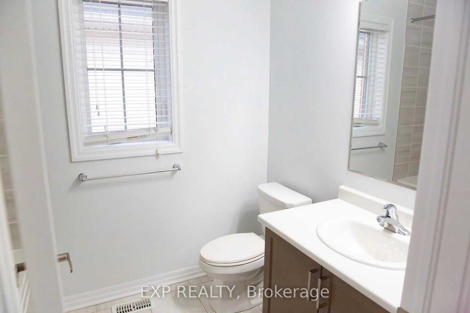 Photo 24 of Unit 17, 230 Avonsyde Boulevard, Hamilton, Waterdown — HOMEH