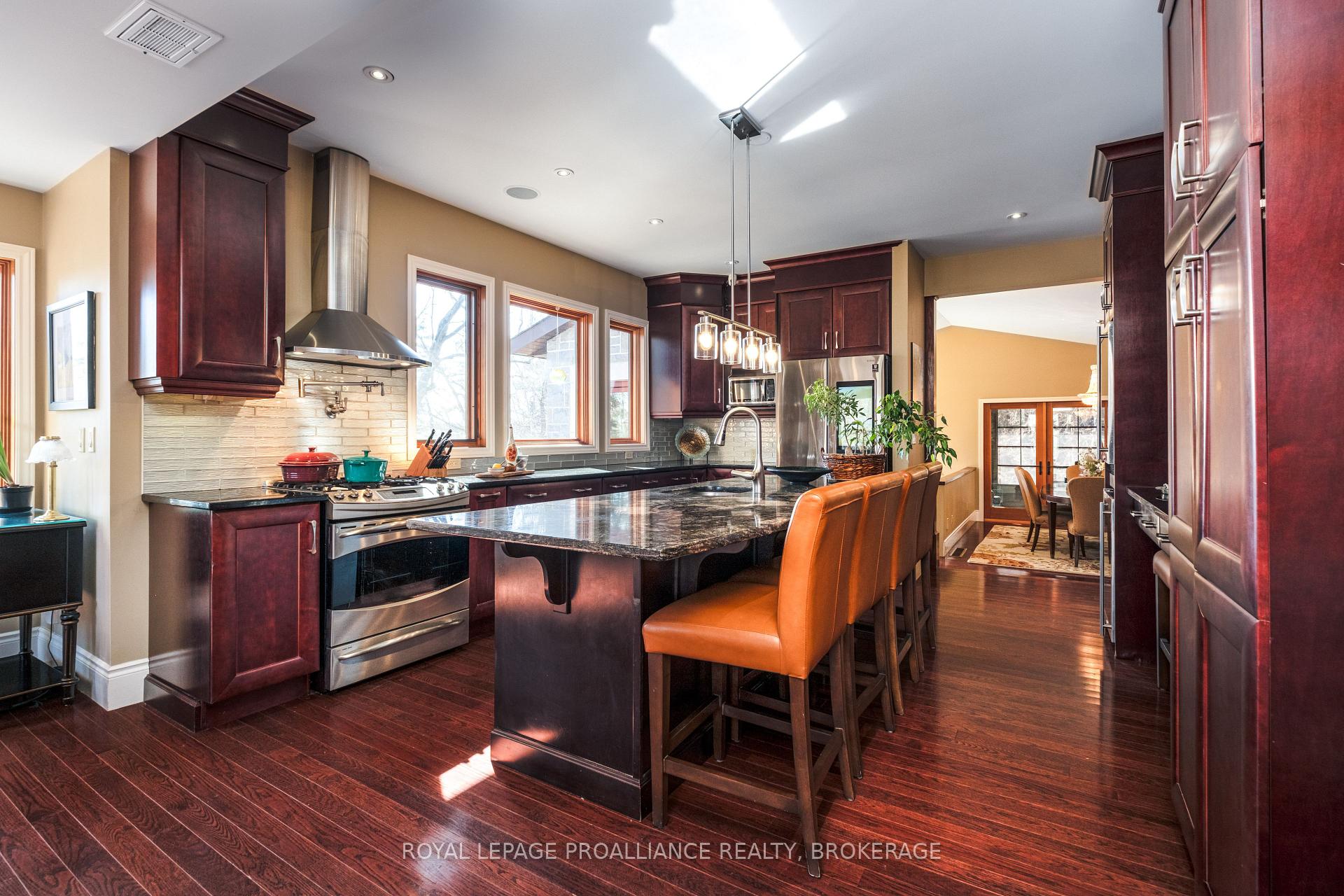 Photo 5 of 7955 Perth Road, Frontenac, Frontenac South — HOMEH
