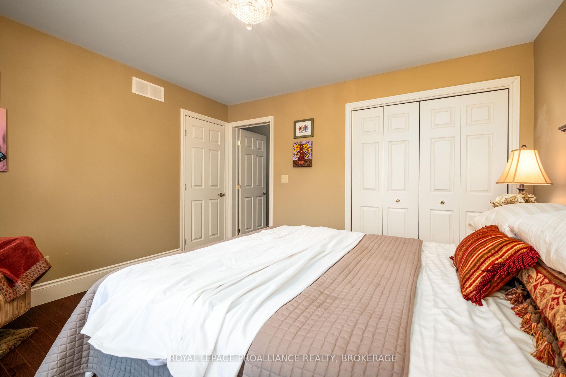Photo 10 of 7955 Perth Road, Frontenac, Frontenac South — HOMEH