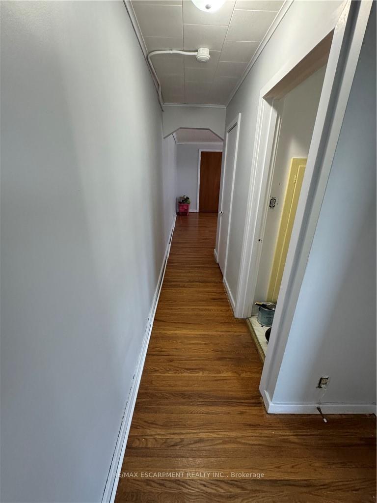 Photo 7 of Unit 11, 1755 King Street, Hamilton, Bartonville — HOMEH